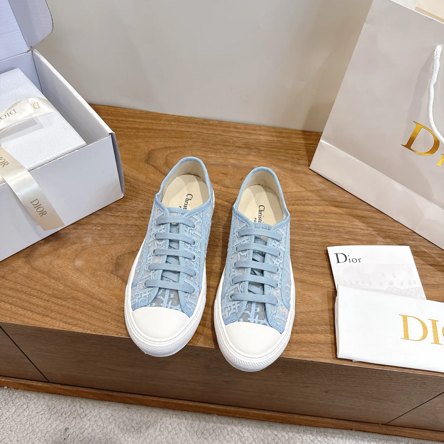 Кроссовки Женские Christian Dior 18083831