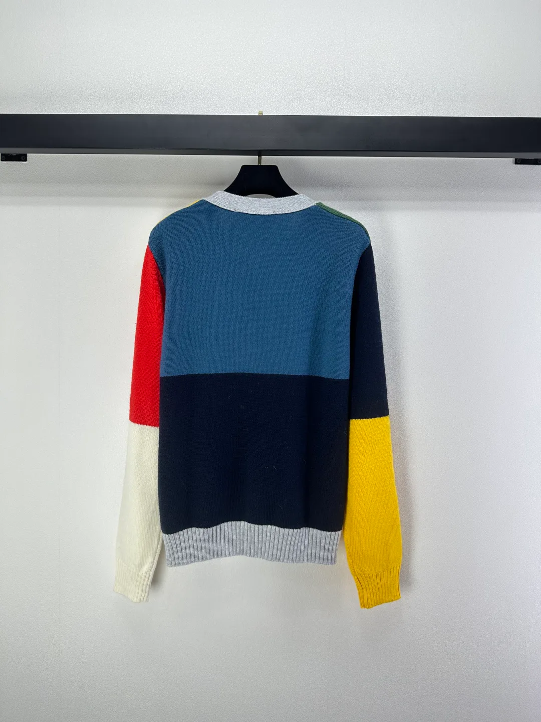 Джемперы И Свитеры Женские Gucci 2942939