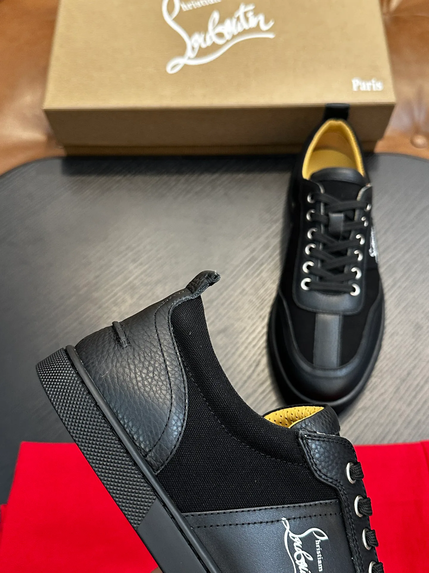 Кроссовки Мужские Christian Louboutin 11606946