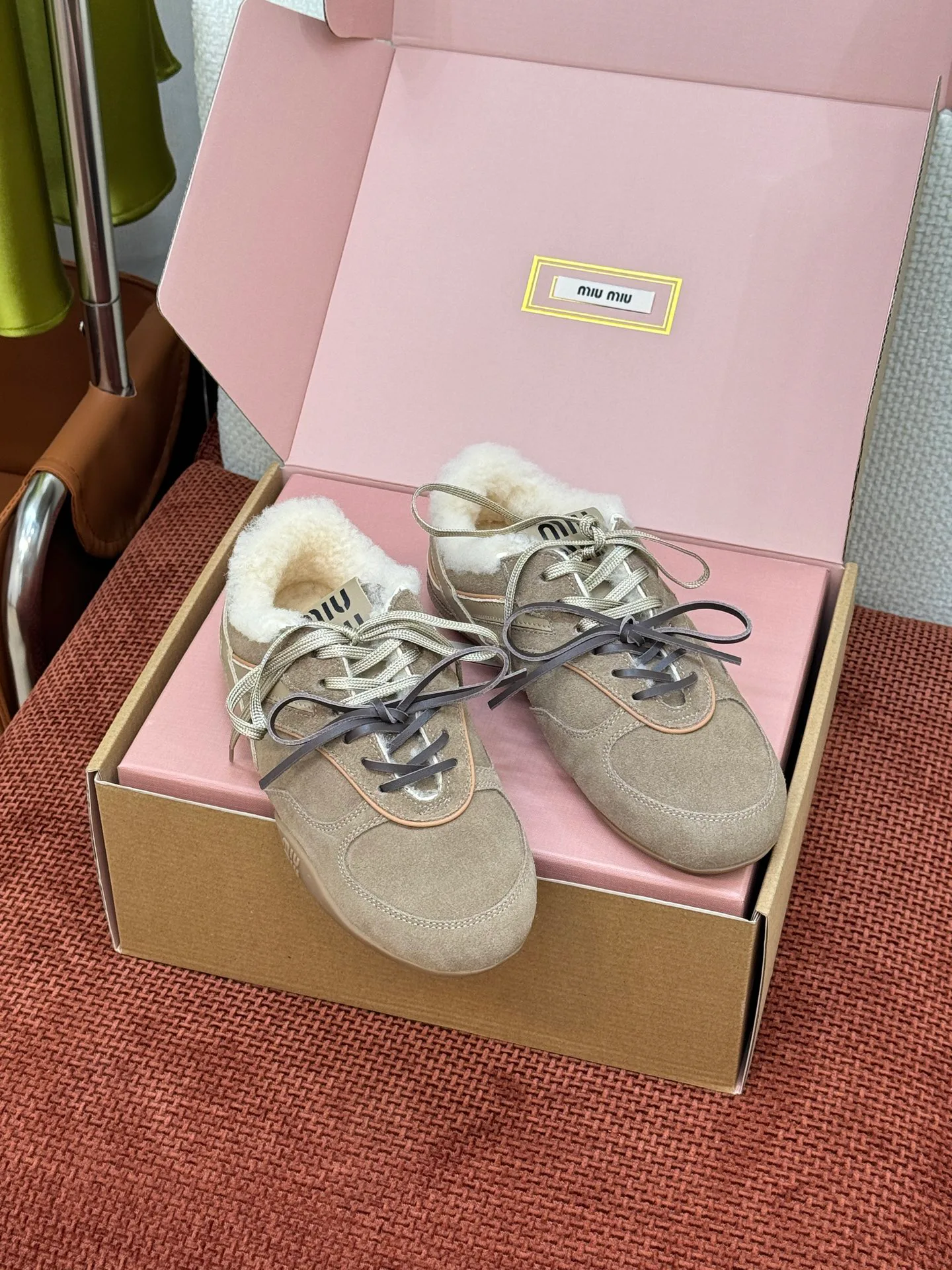 Кроссовки Женские Miu Miu 18341950