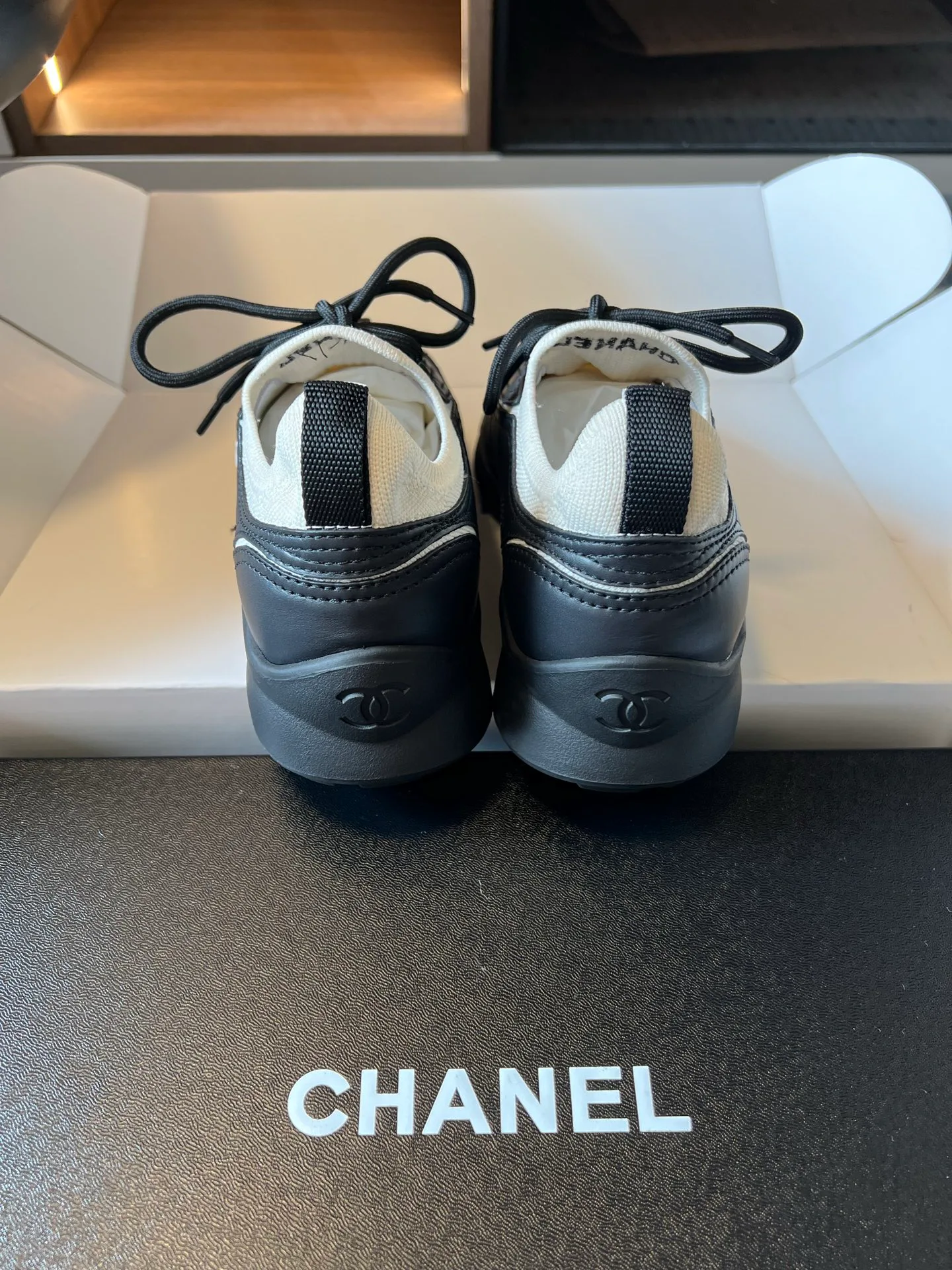 Кроссовки Женские Chanel 17793455