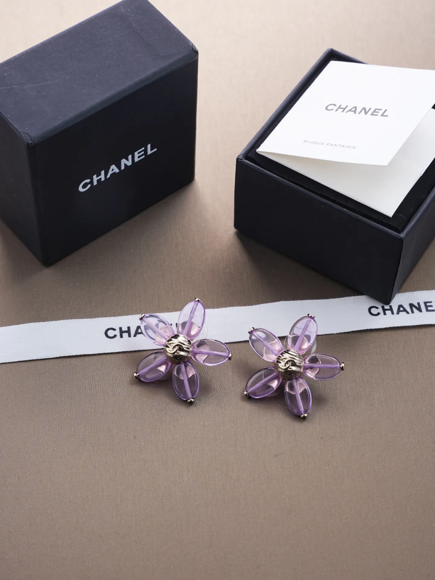 Бижутерия Chanel 5623948