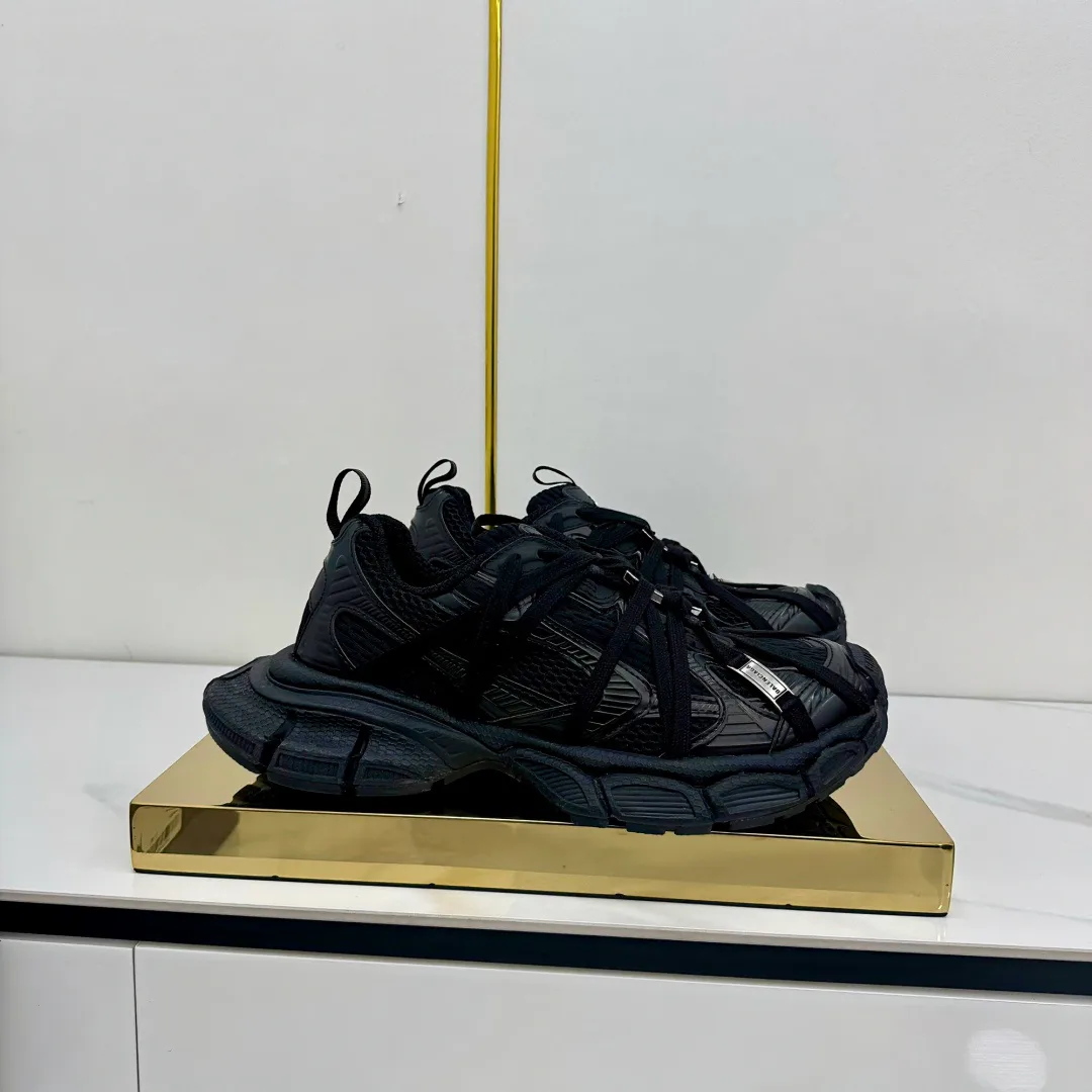 Кроссовки Женские Balenciaga 11165634