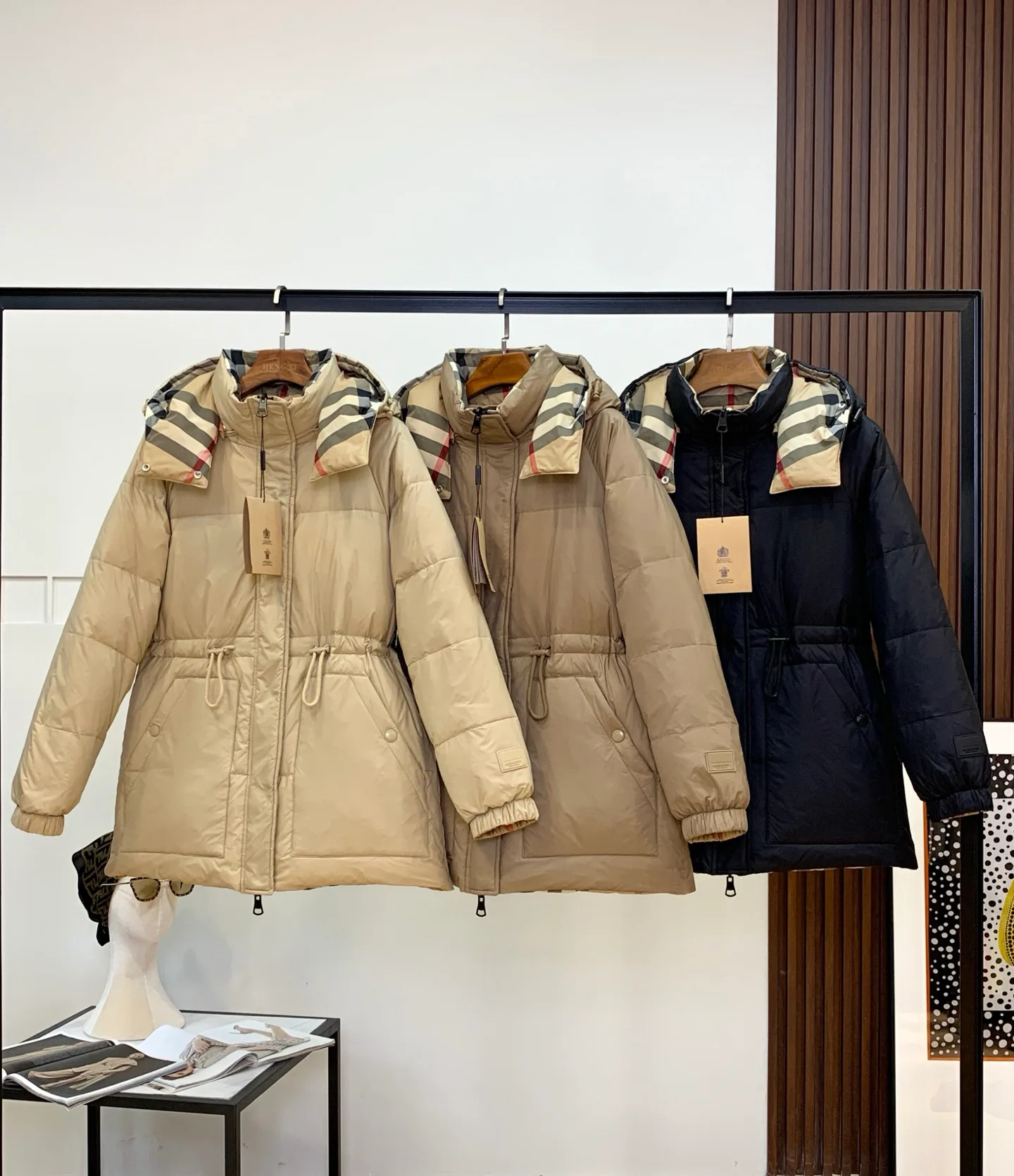 Куртки И Пуховики Женские Burberry 68325