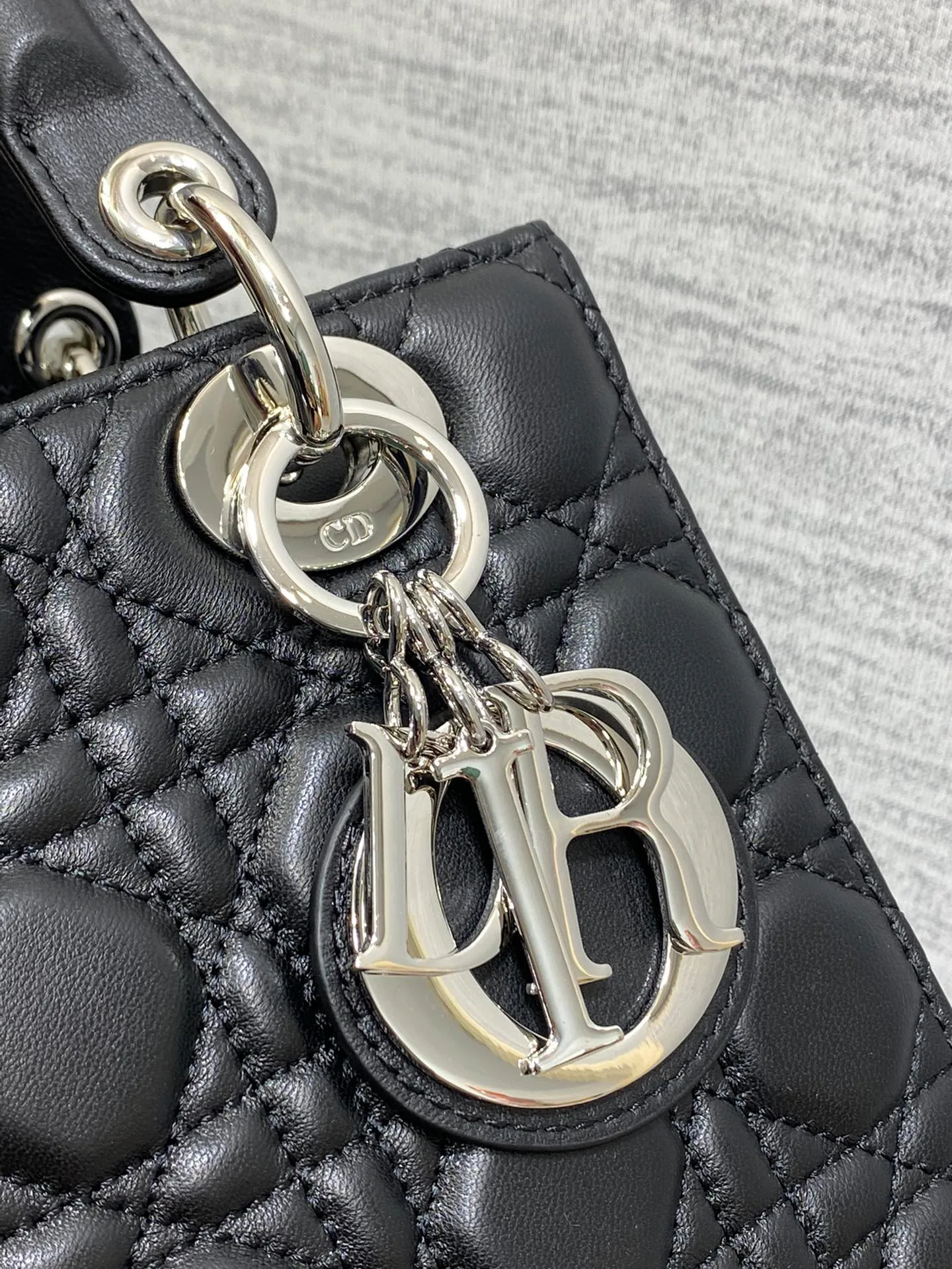 Классические Сумки Женские Christian Dior 12189472