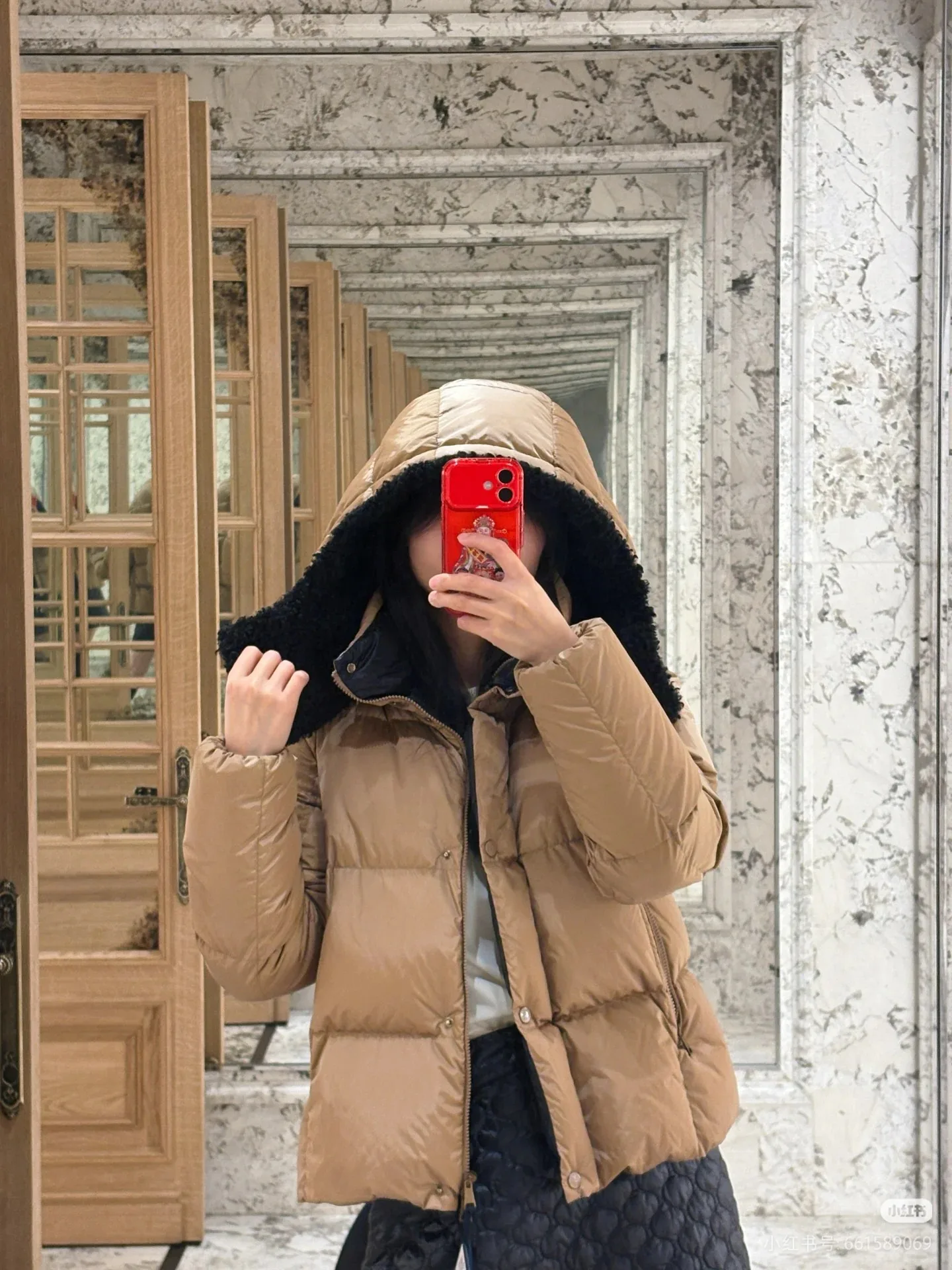 Куртки И Пуховики Женские Moncler 18044309