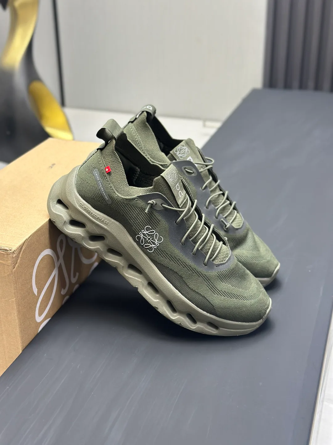 Кроссовки Женские Loewe 1992867