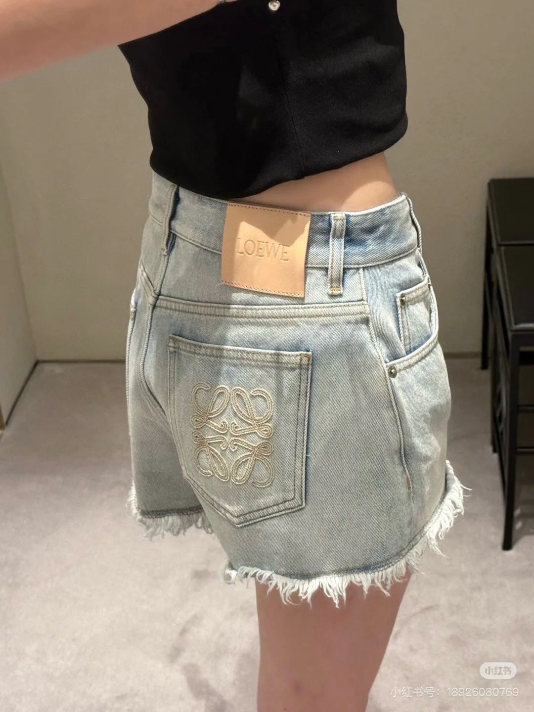 Шорты Женские Loewe 17339236