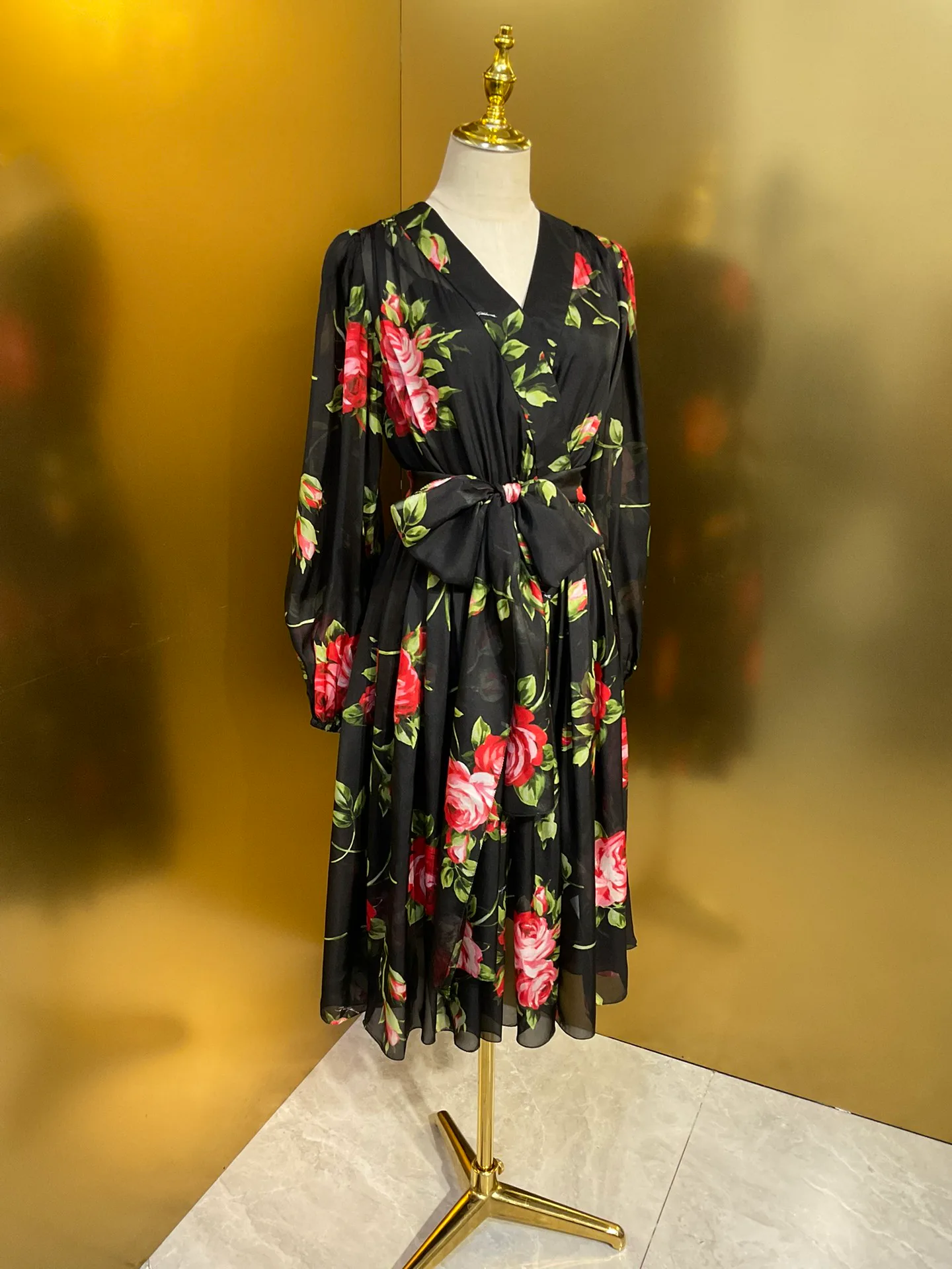 Платья Женские Dolce & Gabbana 18742326