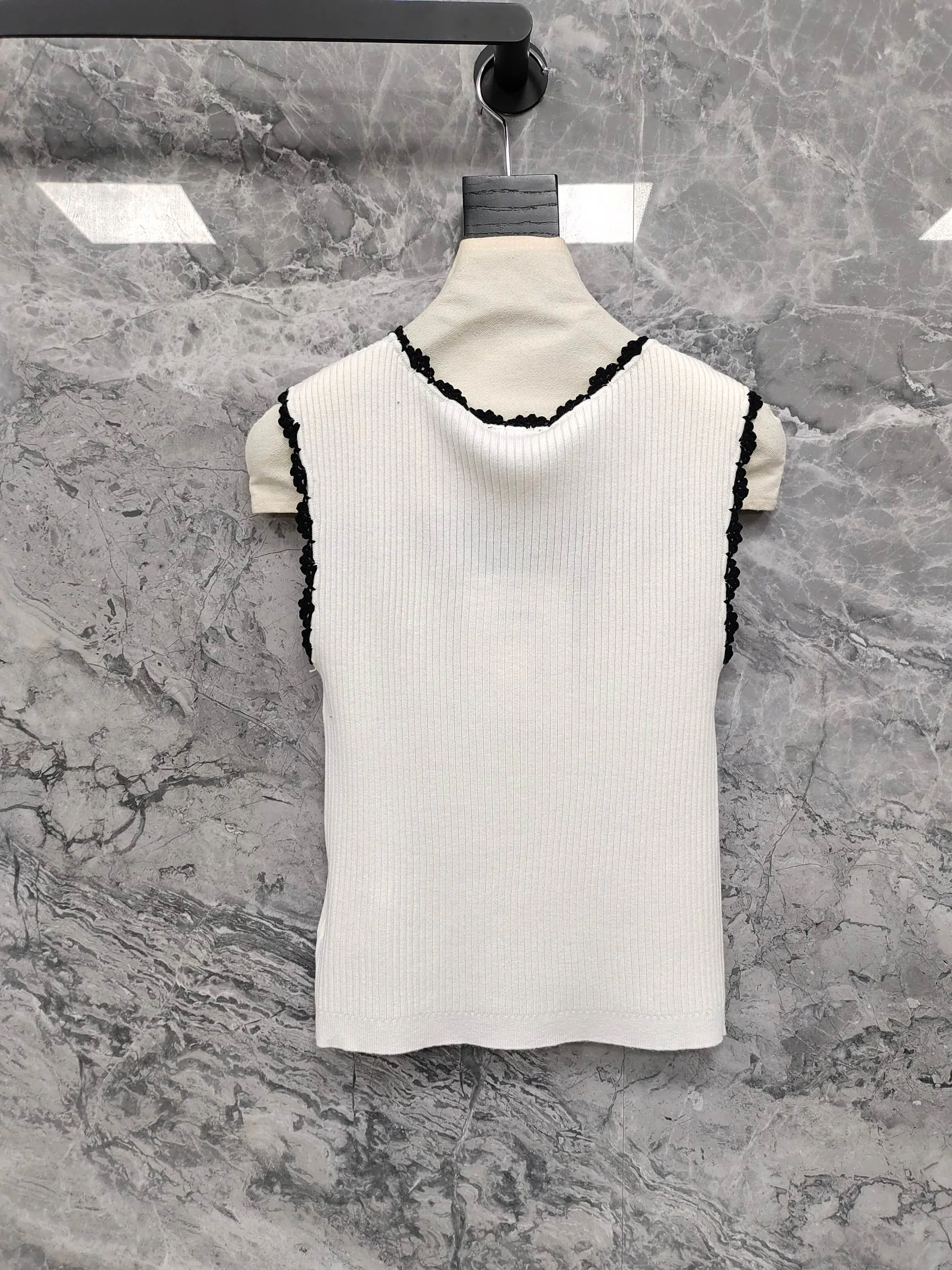Жилеты Женские Chanel 13314365