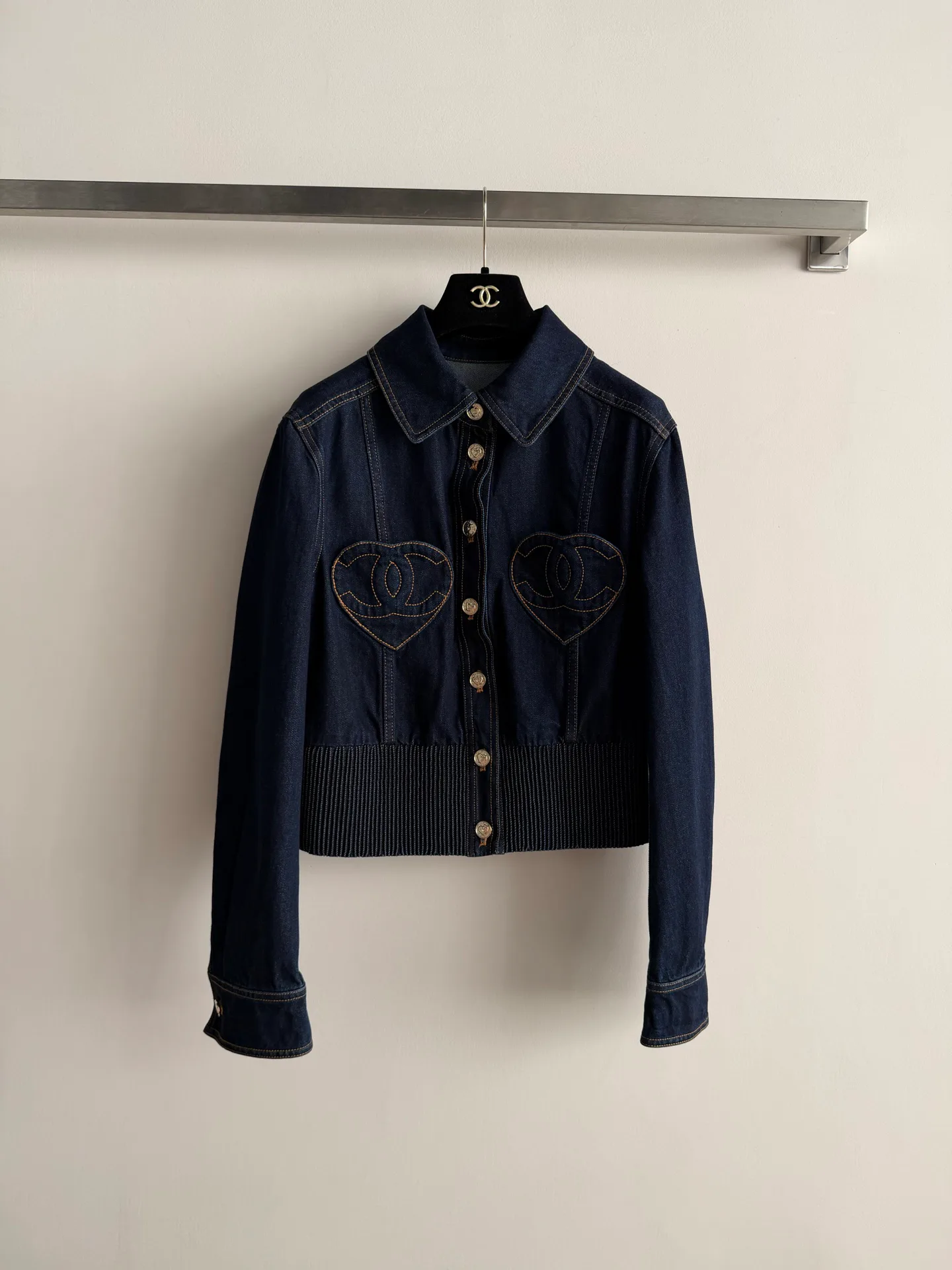 Куртки И Пуховики Женские Chanel 5072625