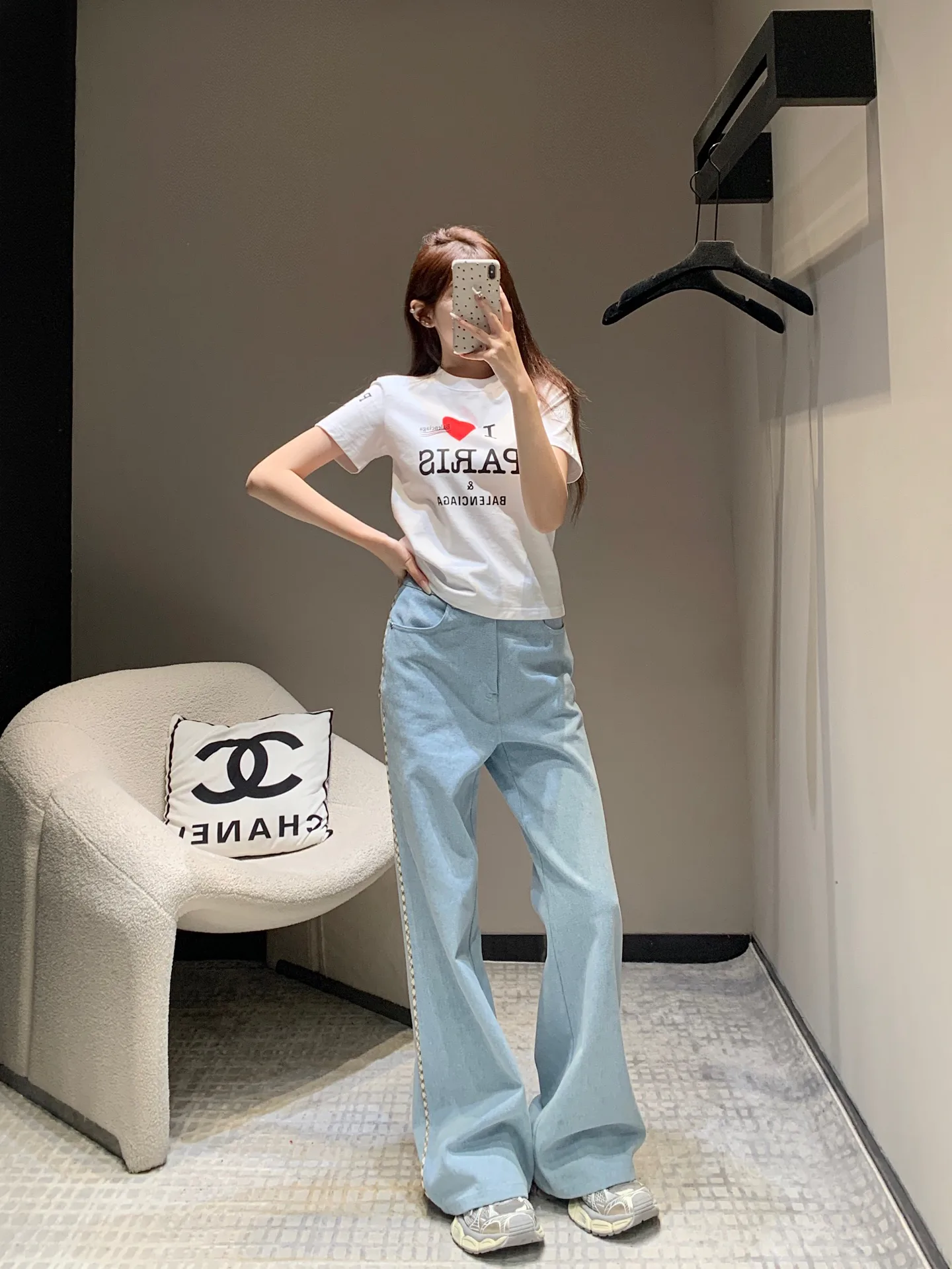 Футболки Женские Balenciaga 2950