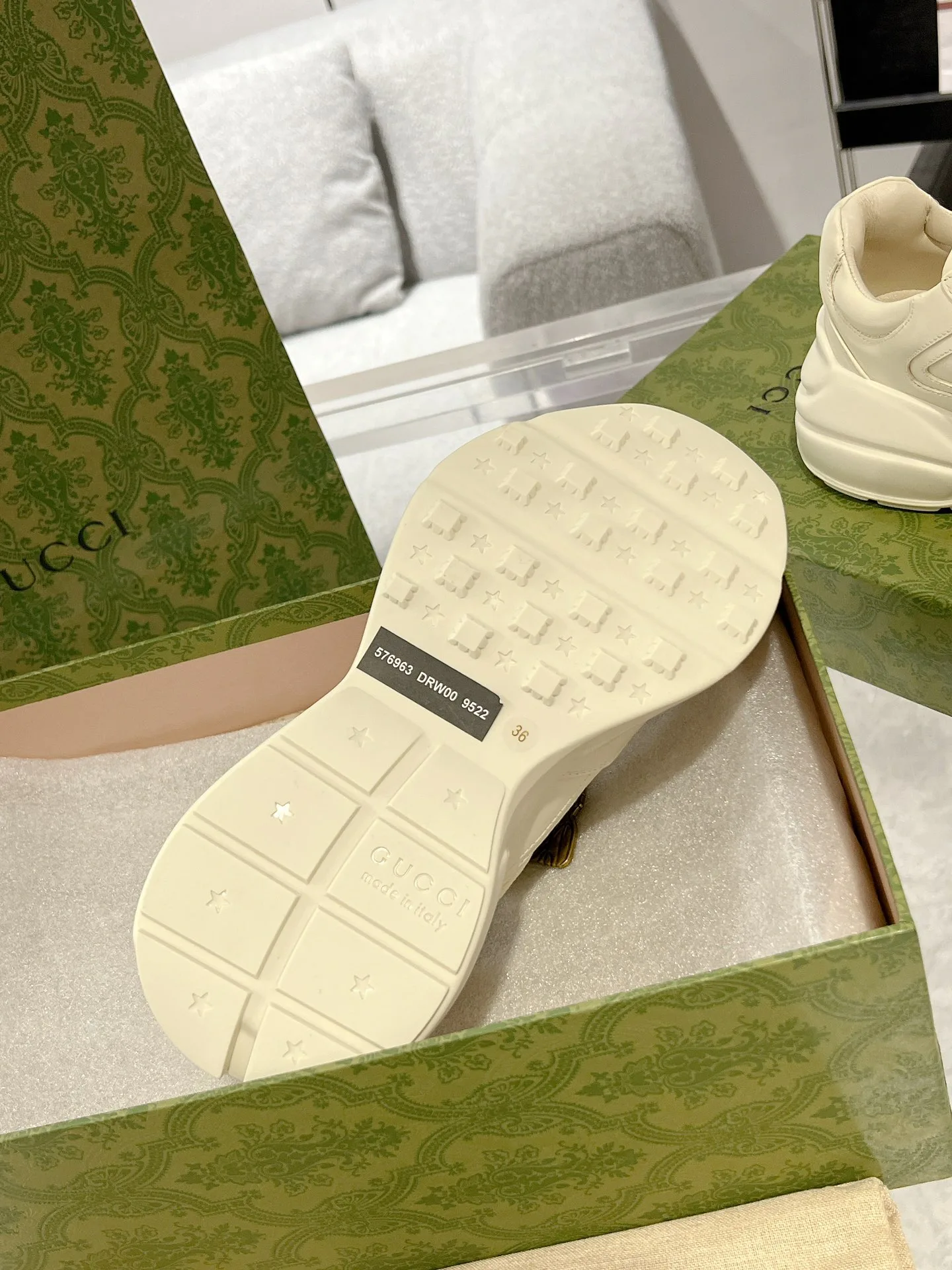 Кроссовки Женские Gucci 173874