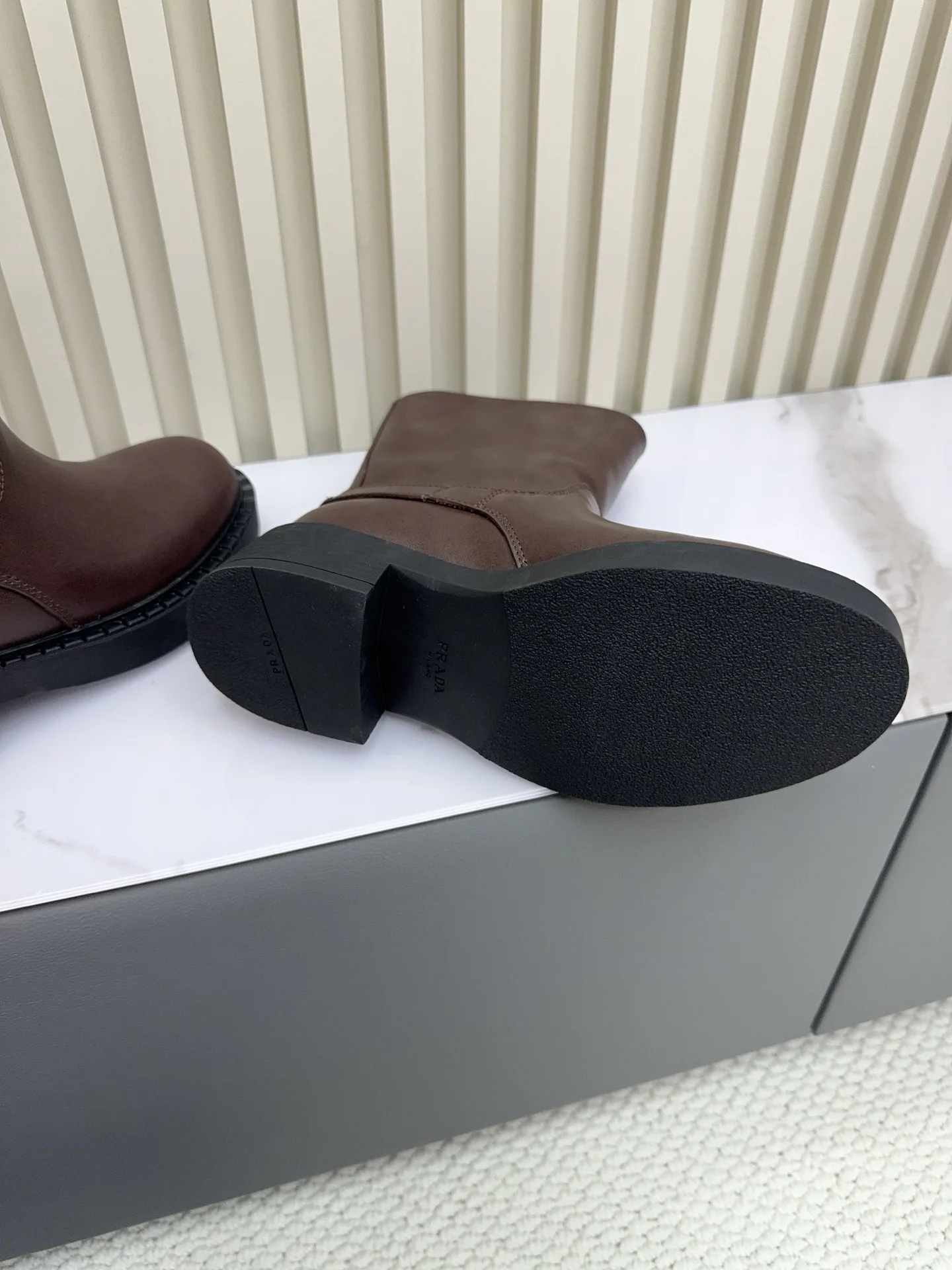 Ботинки Женские Prada 18449783