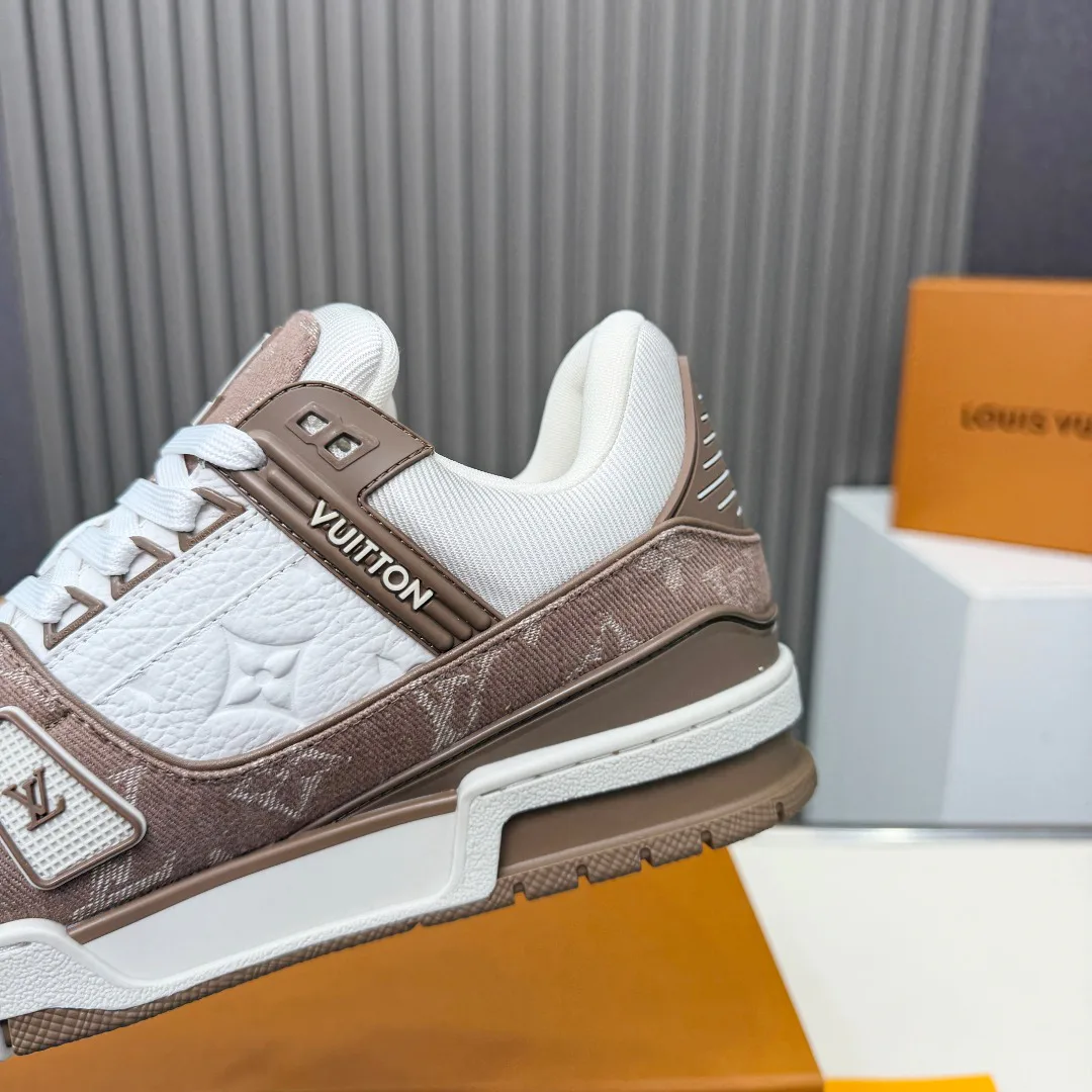 Кроссовки Женские Louis Vuitton 1053845