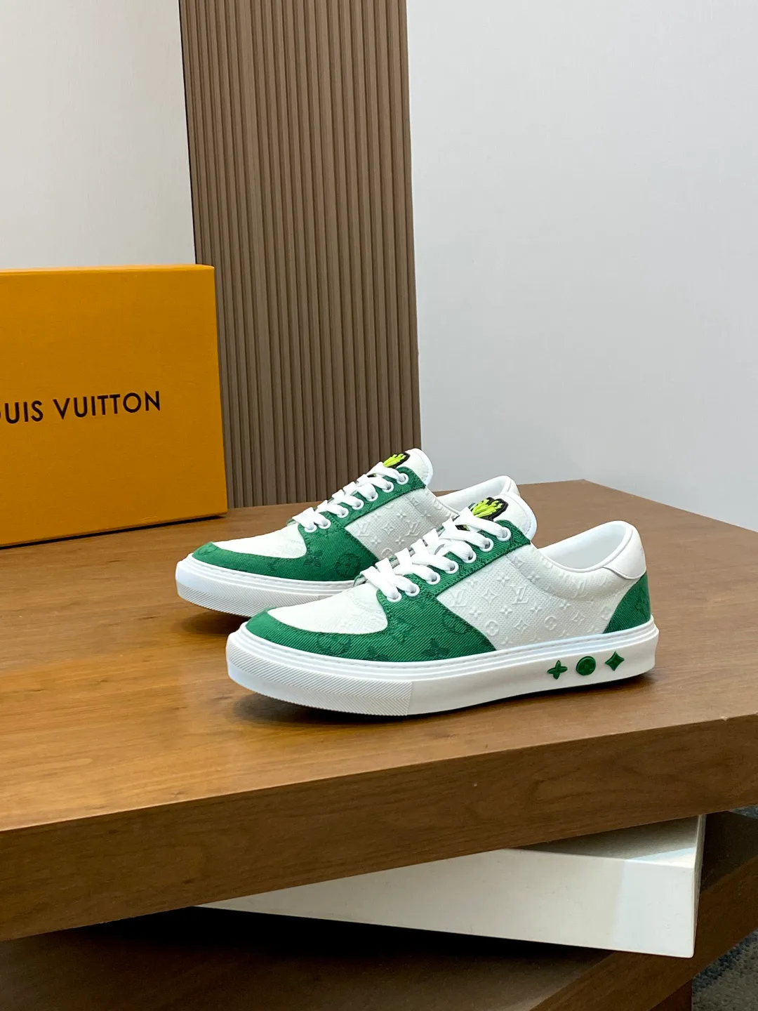 Кроссовки Мужские Louis Vuitton 17934206
