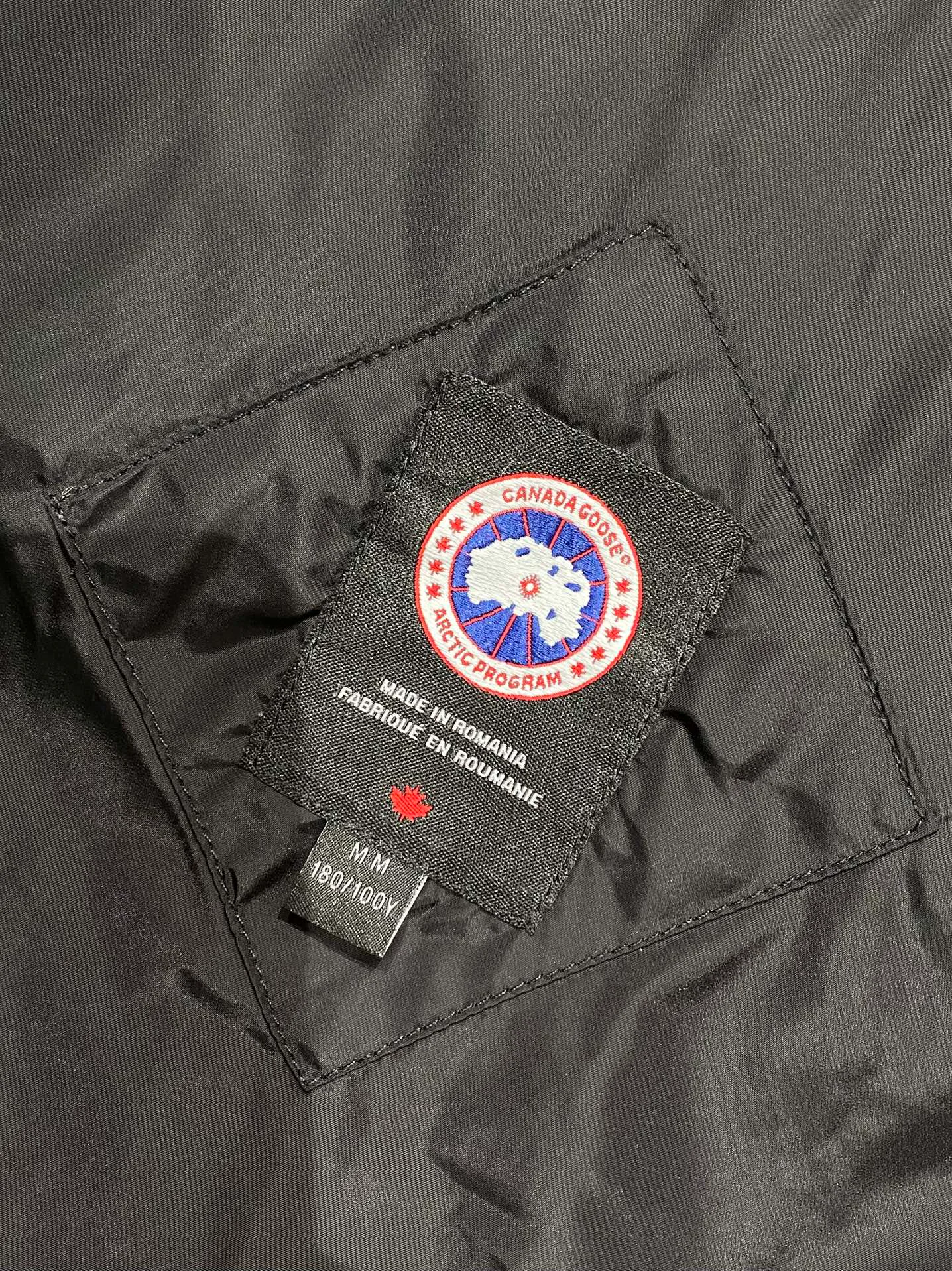 Куртки И Пуховики Мужские Canada Goose 608696