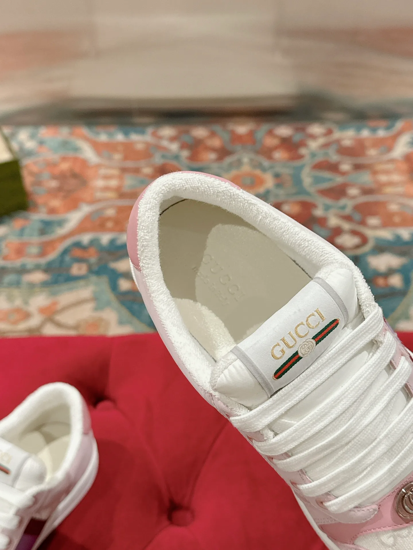 Кроссовки Женские Gucci 17956690
