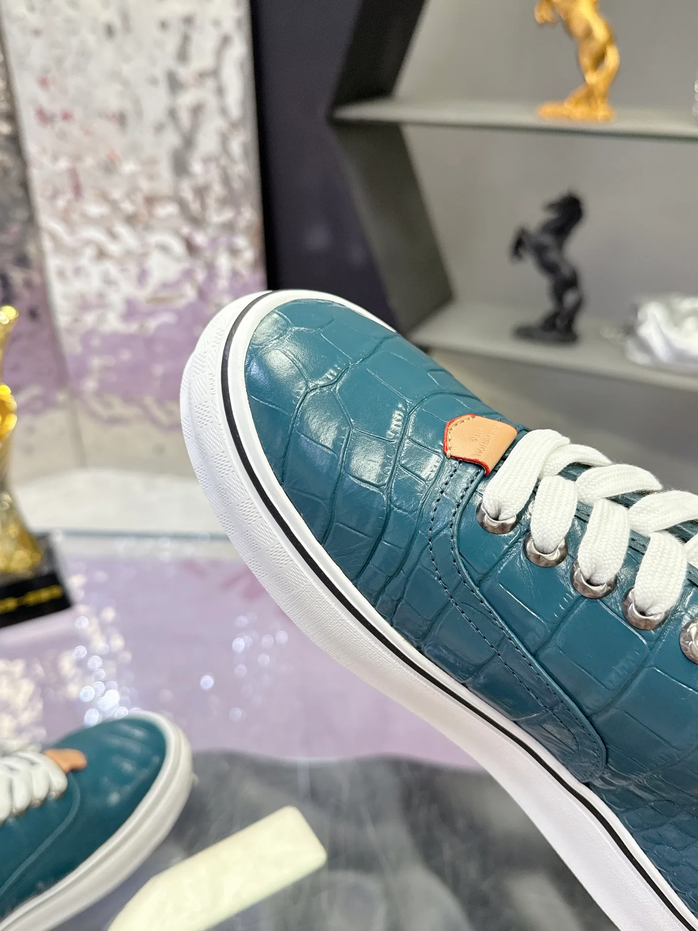 Кроссовки Мужские Louis Vuitton 17930915