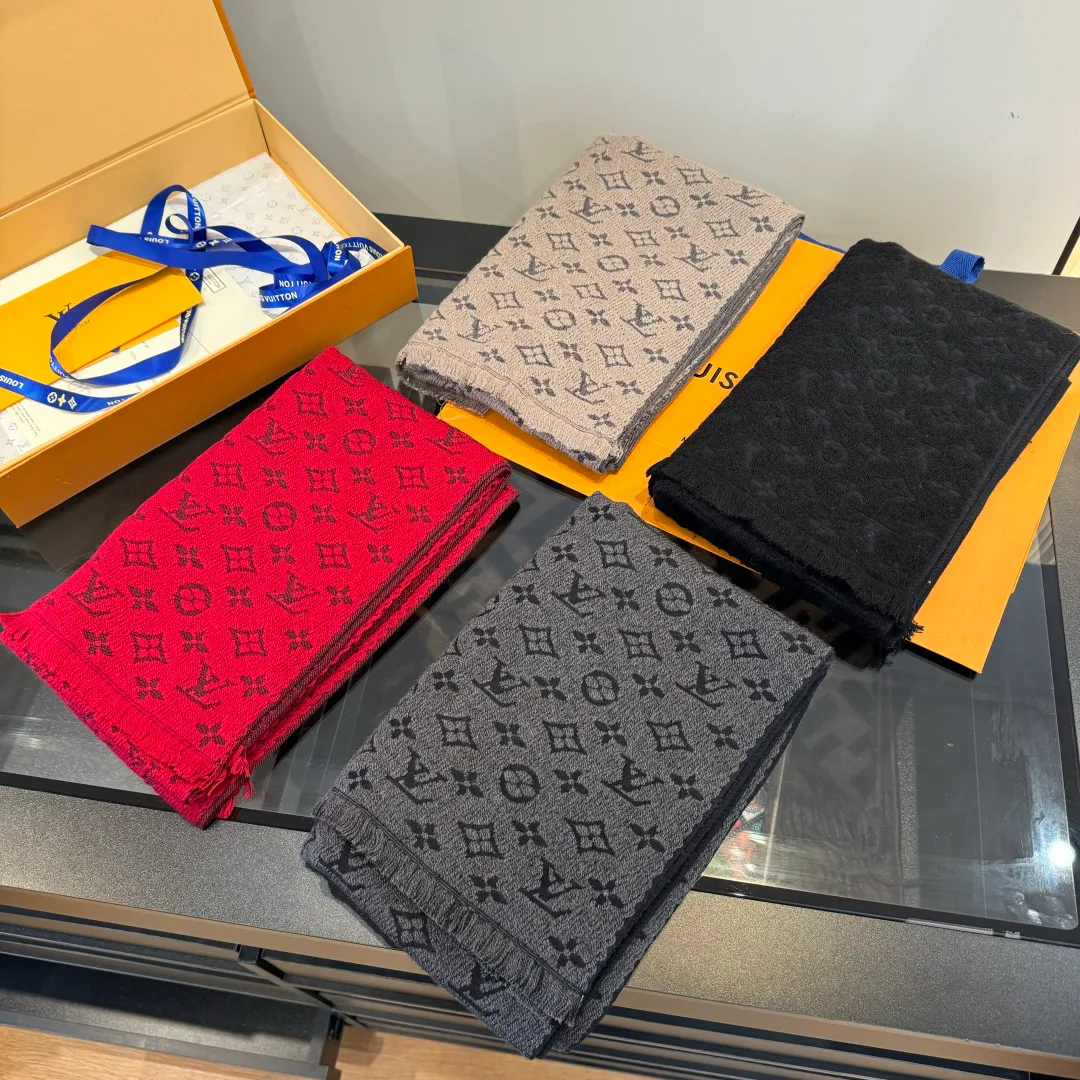 Шарфы Louis Vuitton 1303446