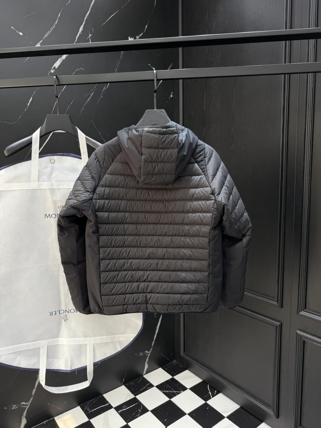 Куртки И Пуховики Мужские Moncler 566472
