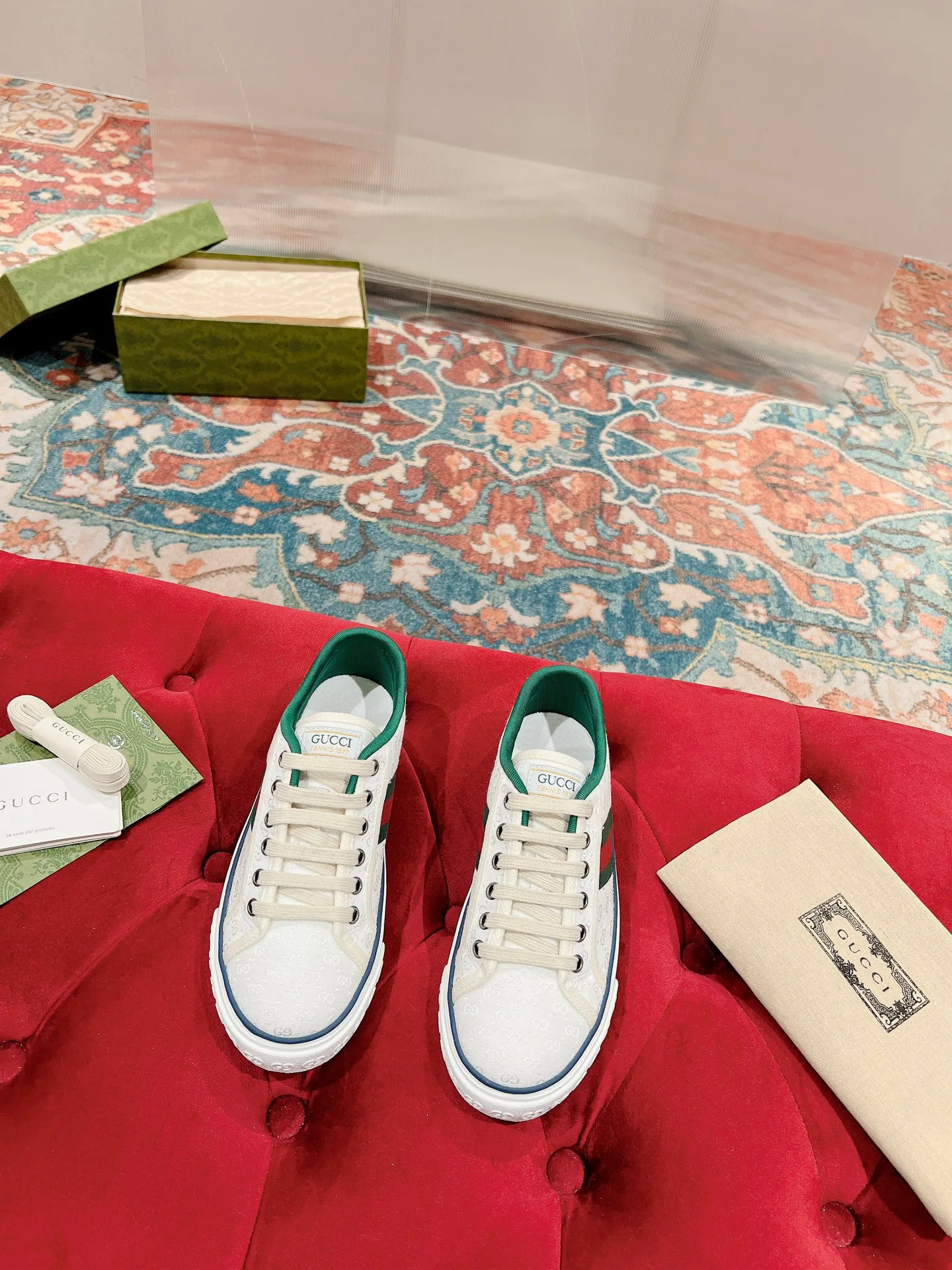 Кроссовки Женские Gucci 4378384
