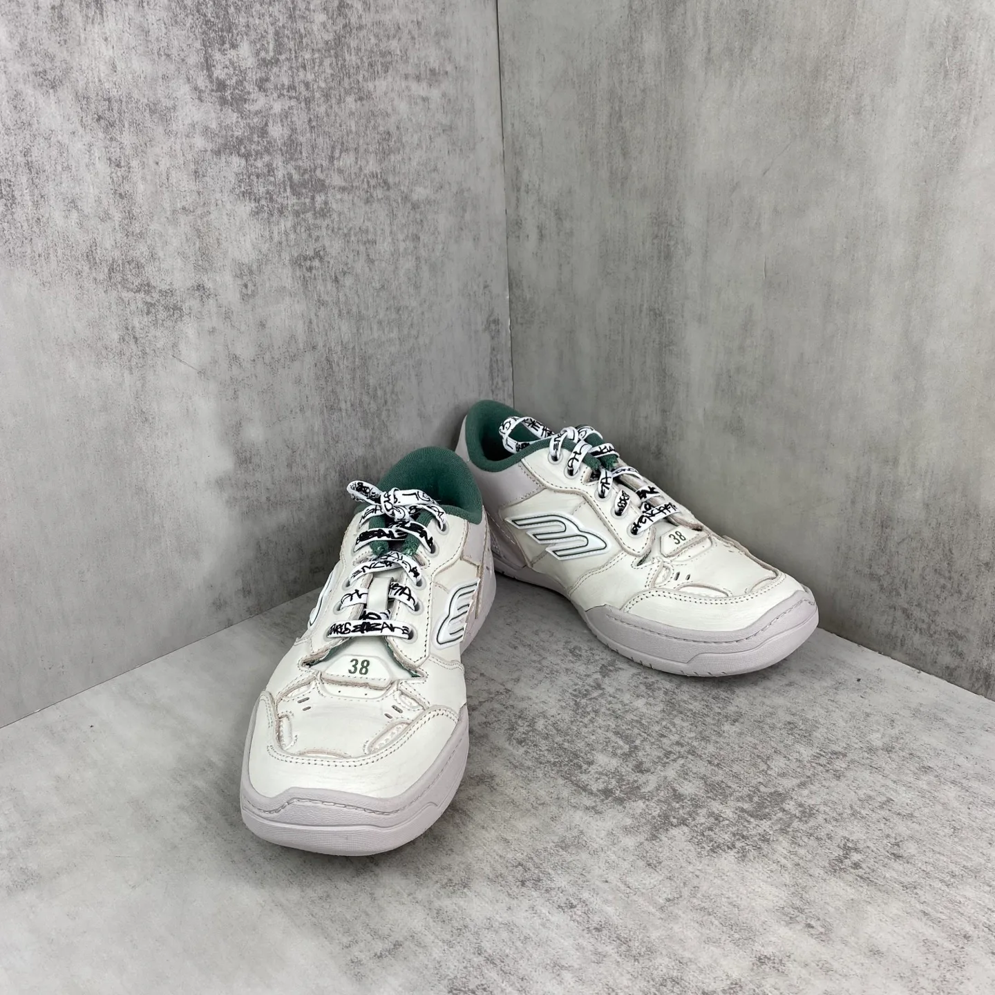 Кроссовки Женские Balenciaga 10247851
