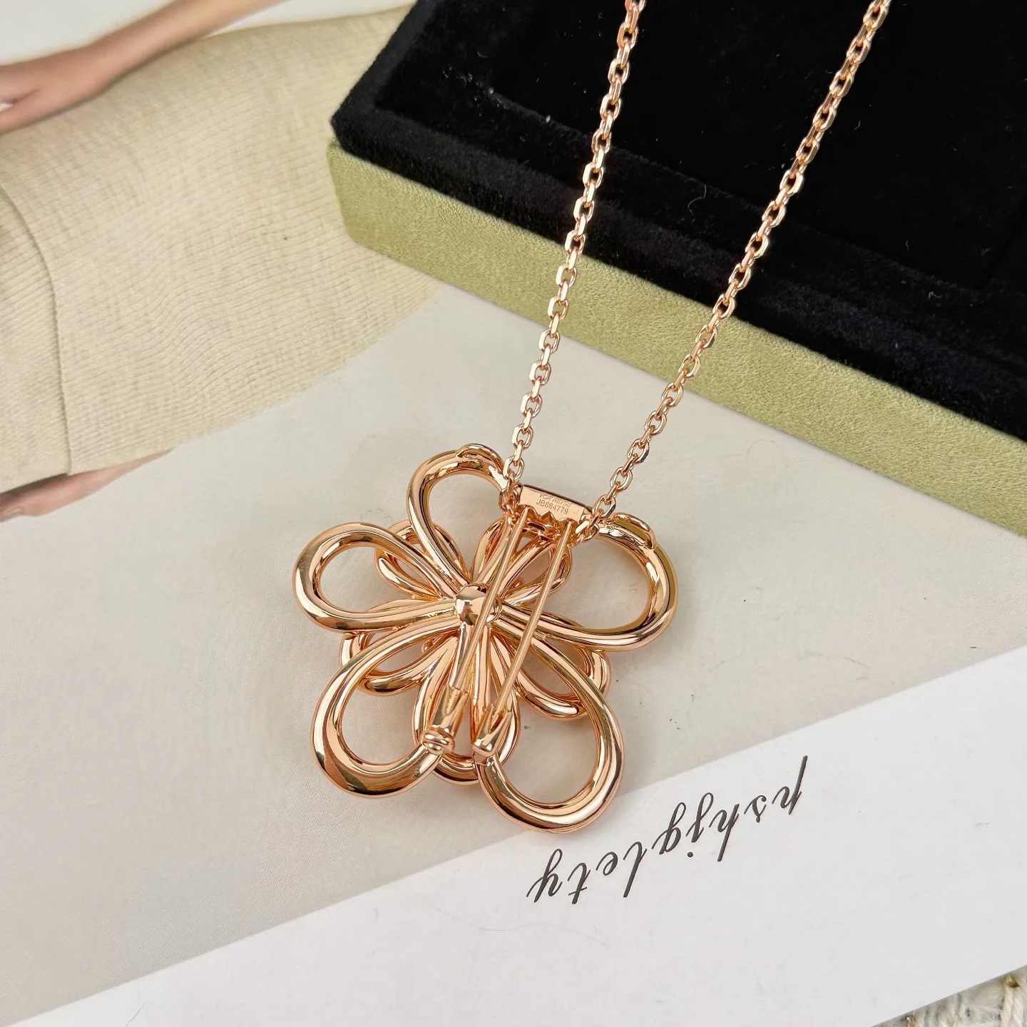 Бижутерия Van Cleef & Arpels 18225878