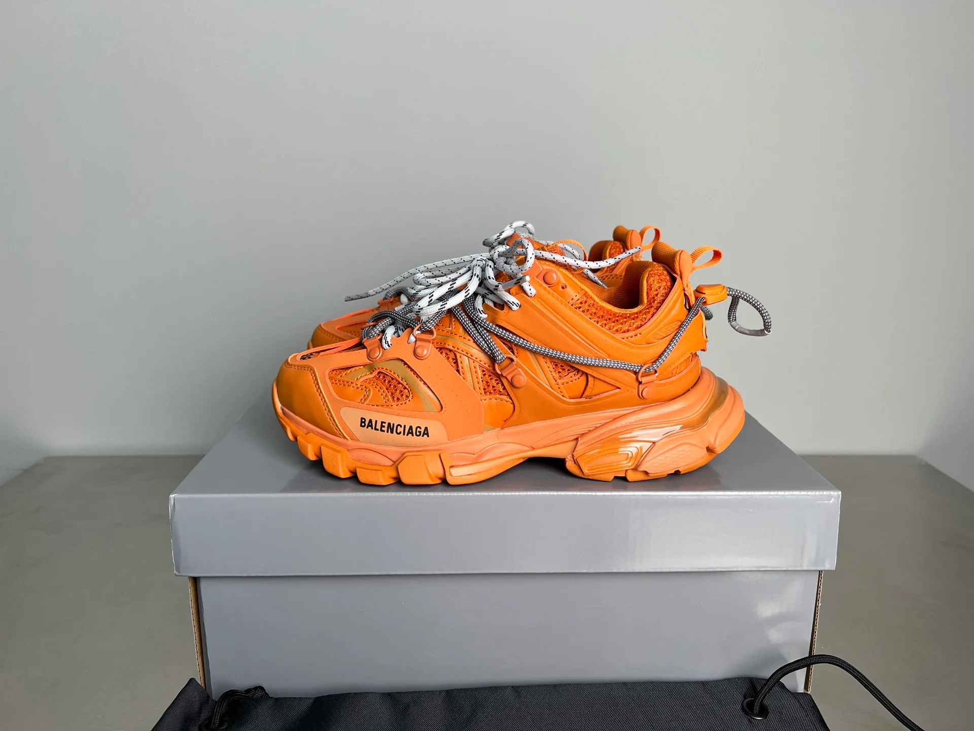 Кроссовки Женские Balenciaga 34894