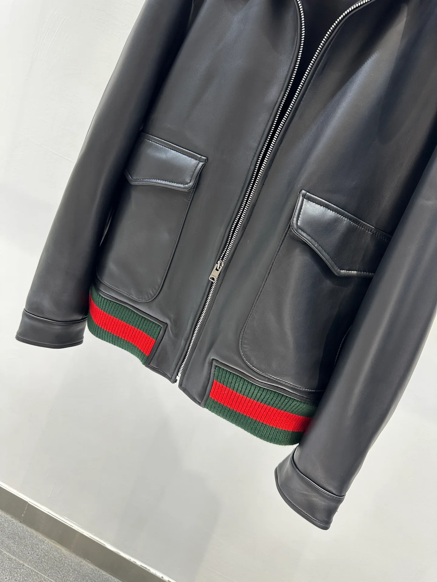 Кожаные Куртки И Дублёнки Мужские Gucci 11181066