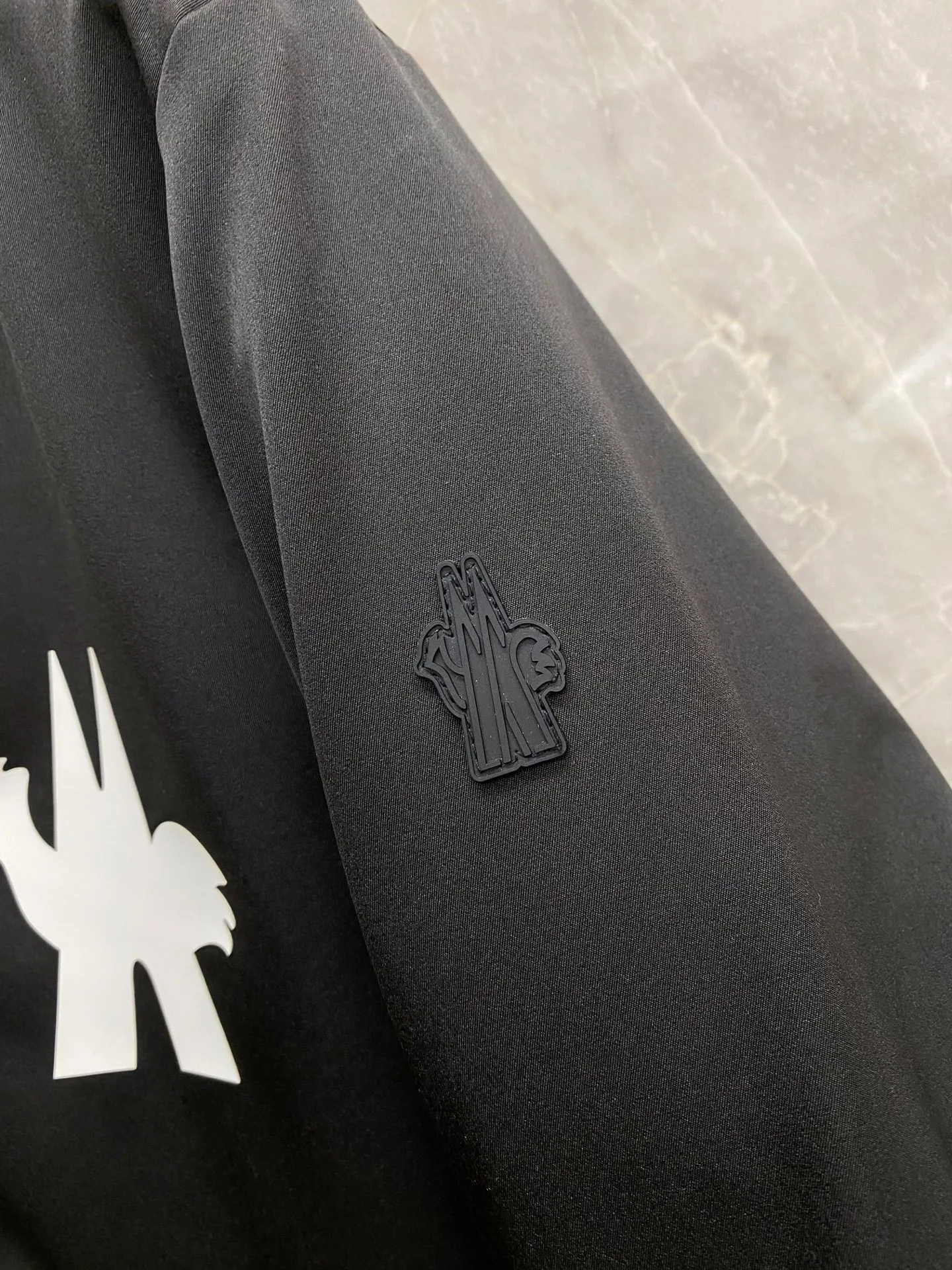 Куртки И Пуховики Женские Moncler 18348634