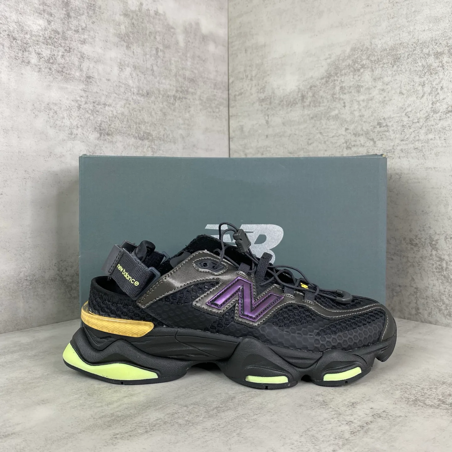 Кроссовки Женские New Balance 17460391