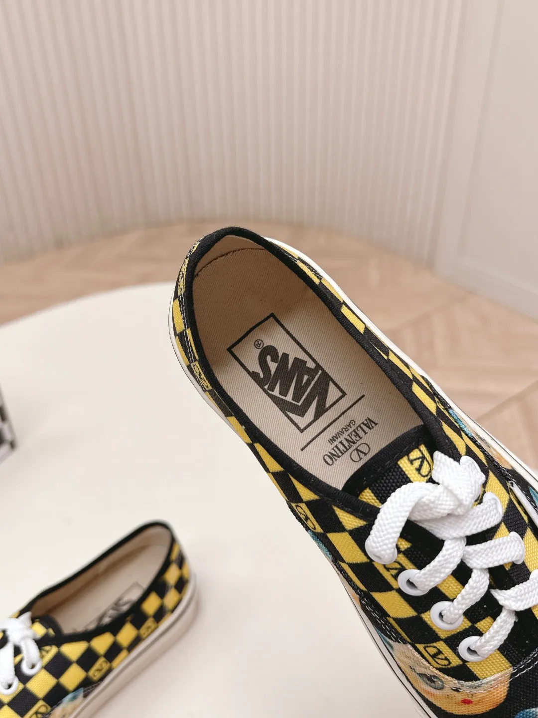 Кеды Женские Valentino 11070129