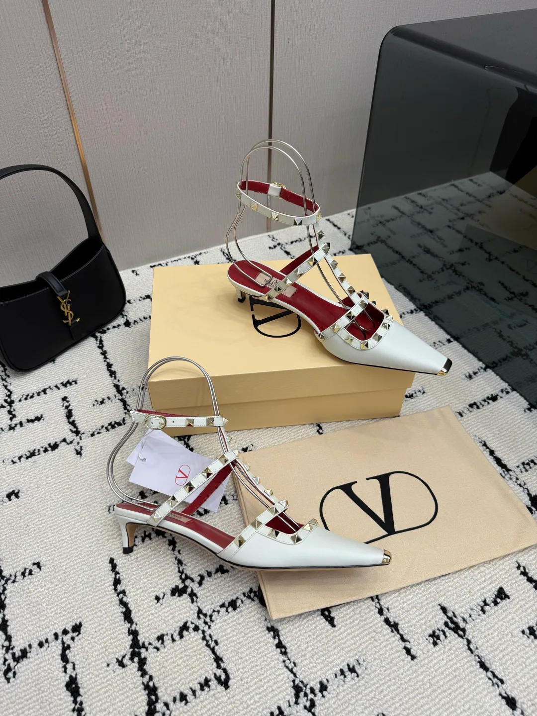 Босоножки Женские Valentino 17594503