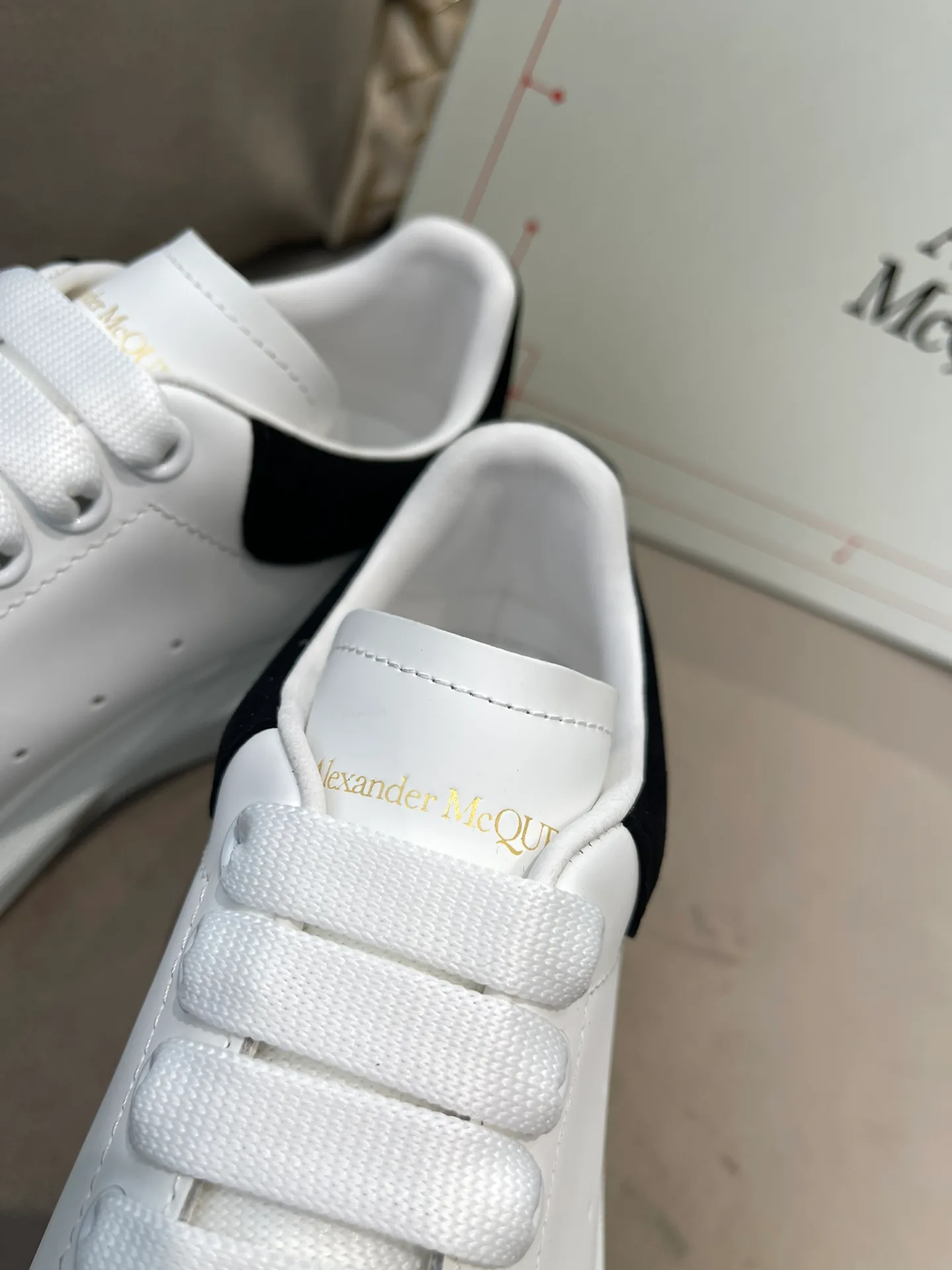 Кеды Женские Alexander Mcqueen 564725