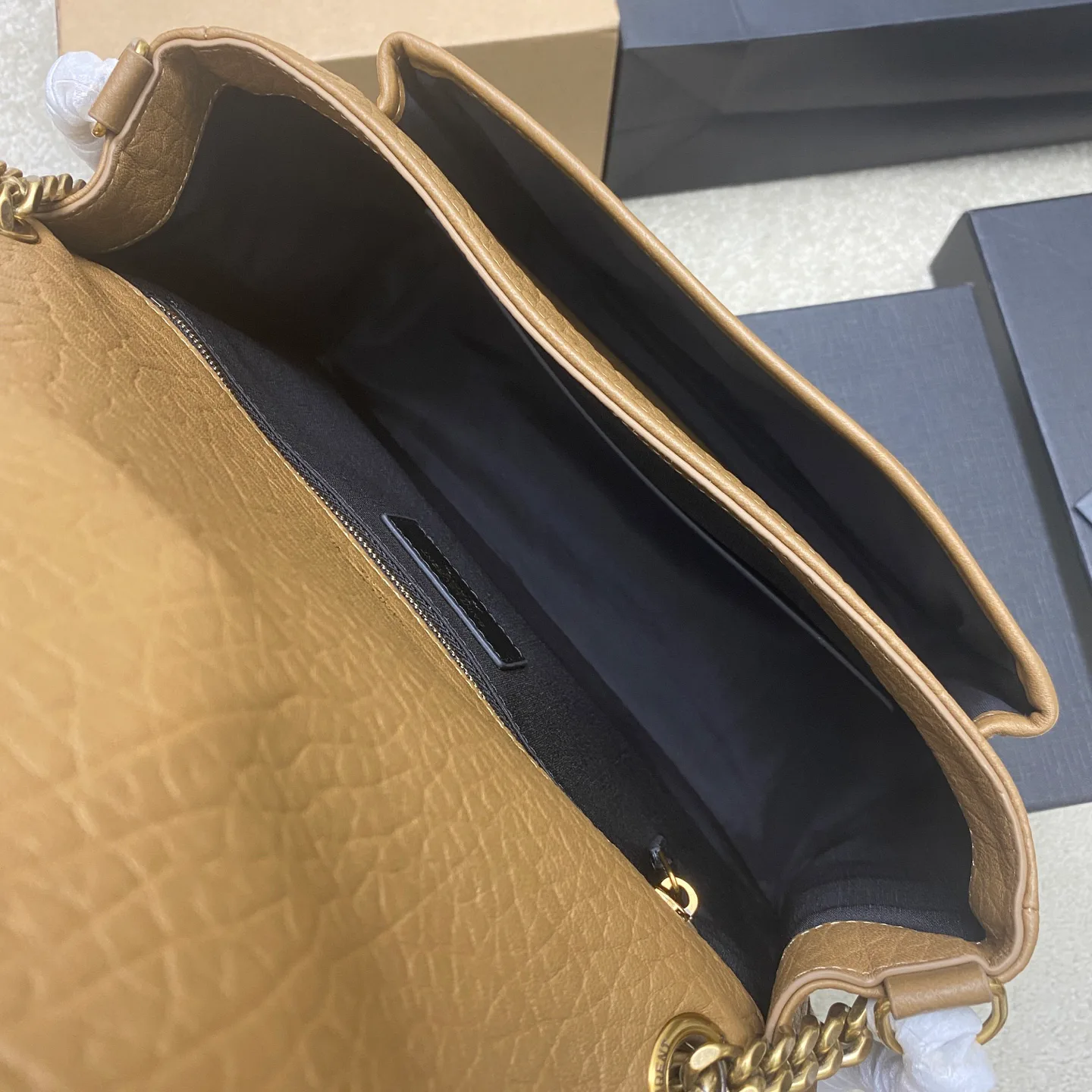 Классические Сумки Женские Saint Laurent 13435176