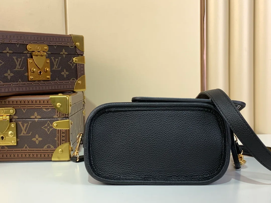 Классические Сумки Женские Louis Vuitton 13209841