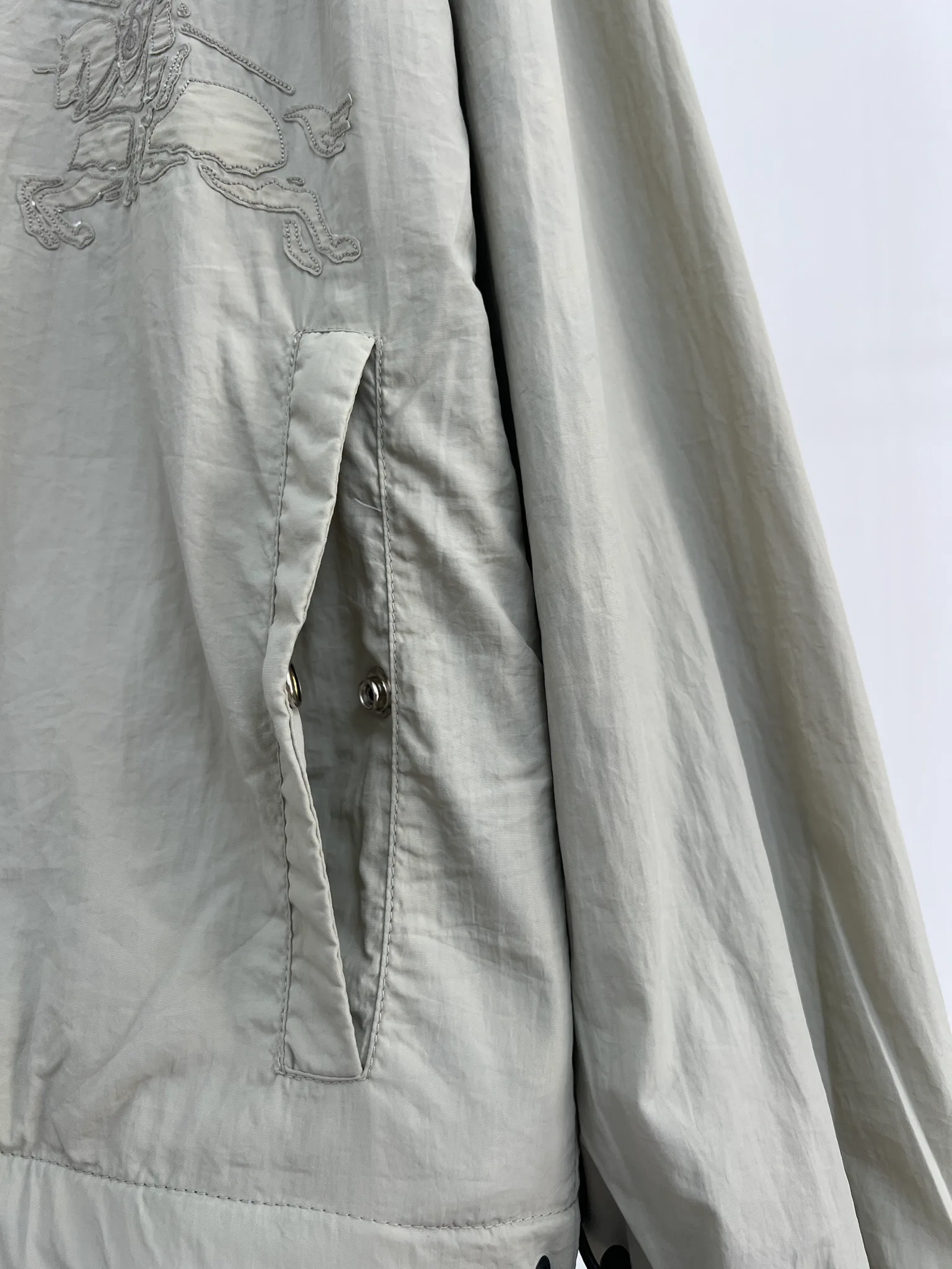 Куртки И Пуховики Женские Burberry 18415771