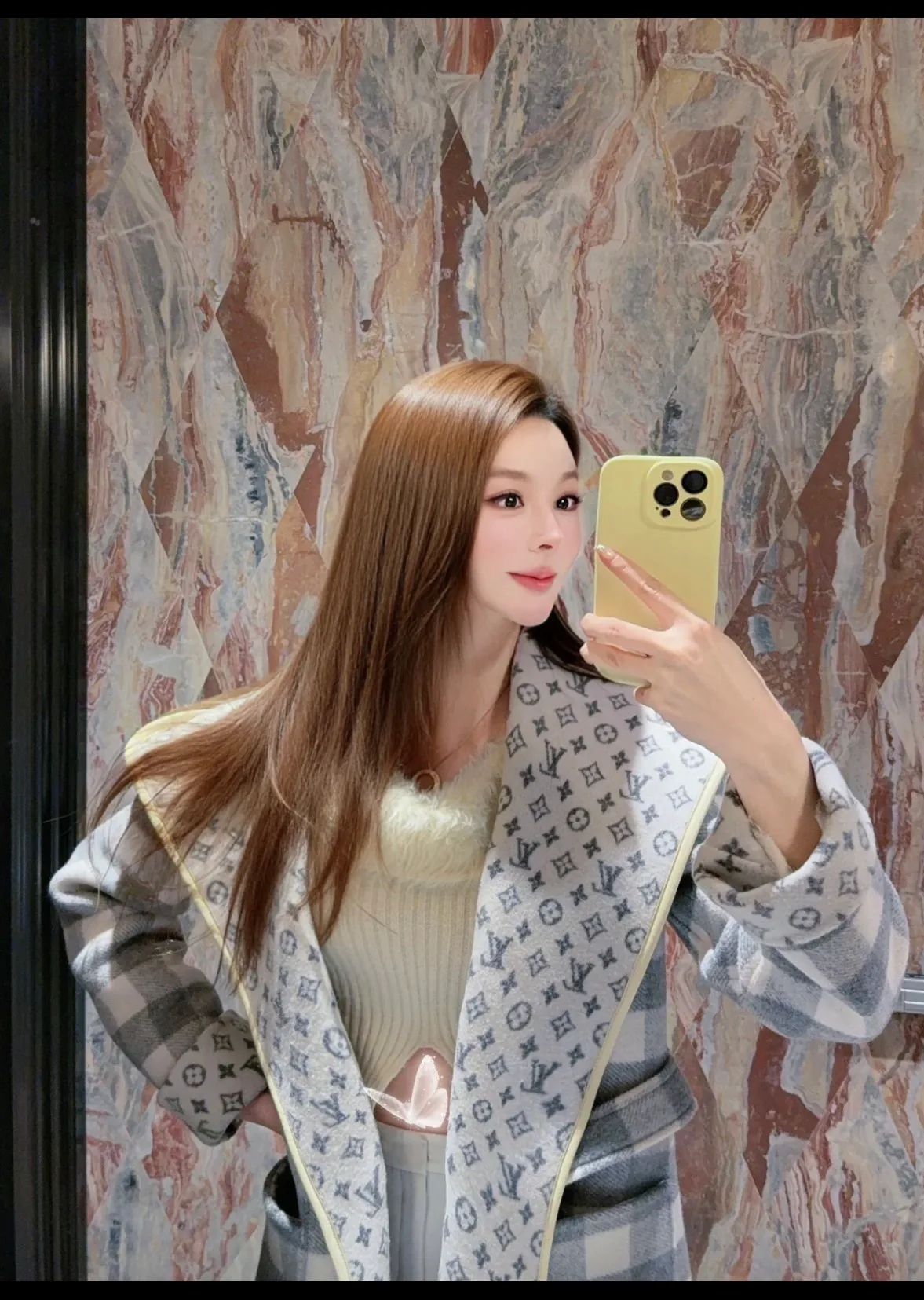 Пальто Женские Louis Vuitton 17913519