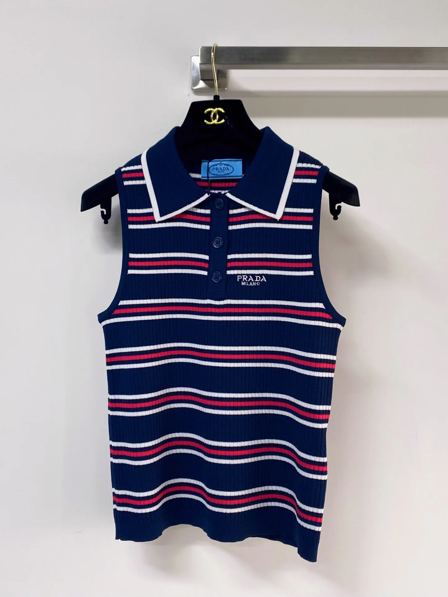 Жилеты Женские Prada 13557620