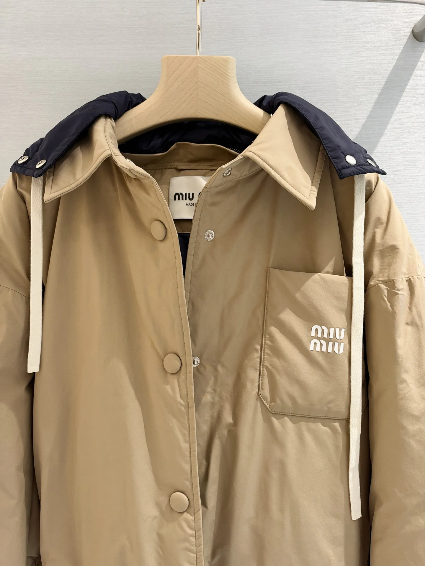 Куртки И Пуховики Женские Miu Miu 19503486