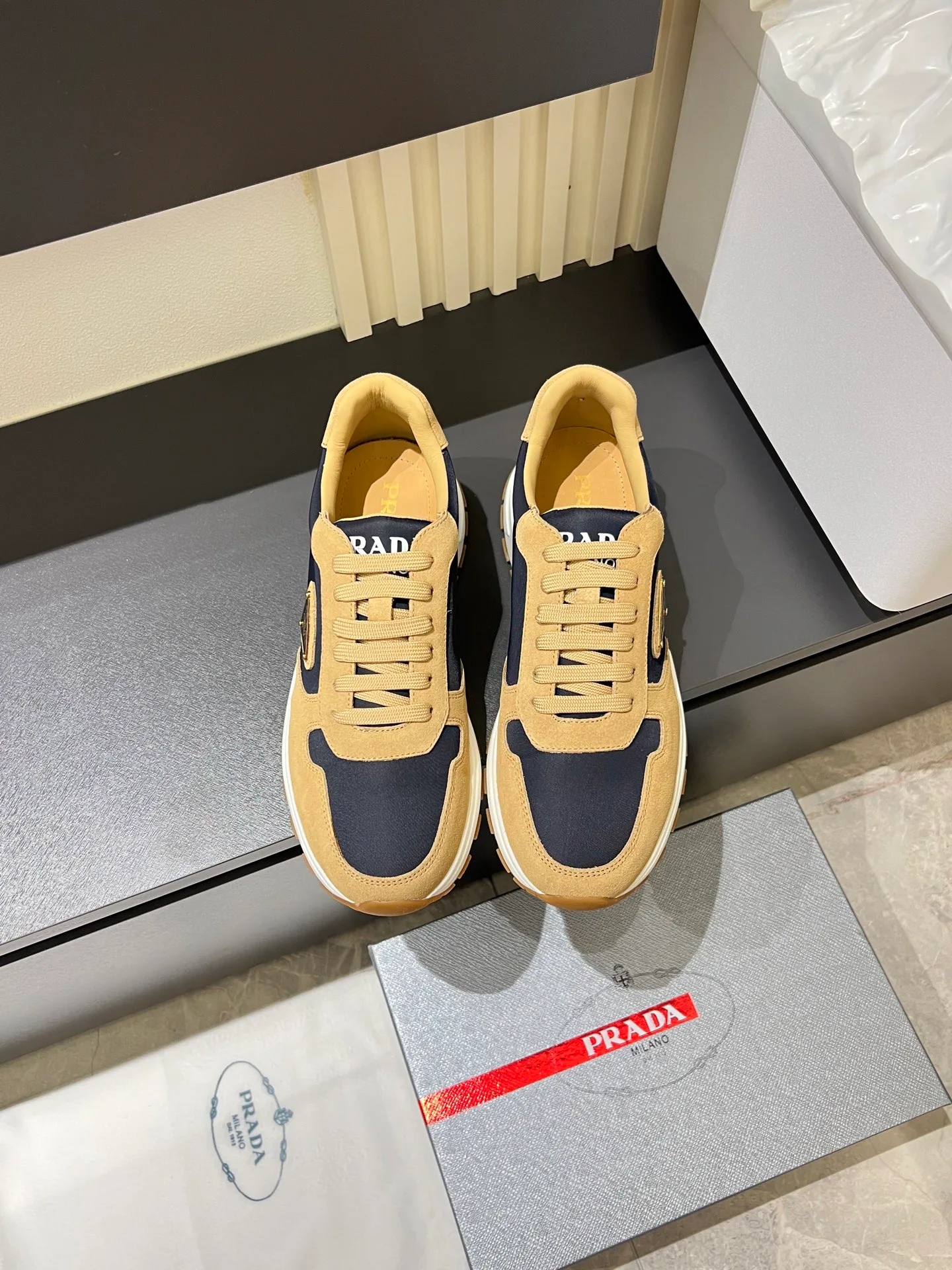 Кроссовки Мужские Prada 10273067