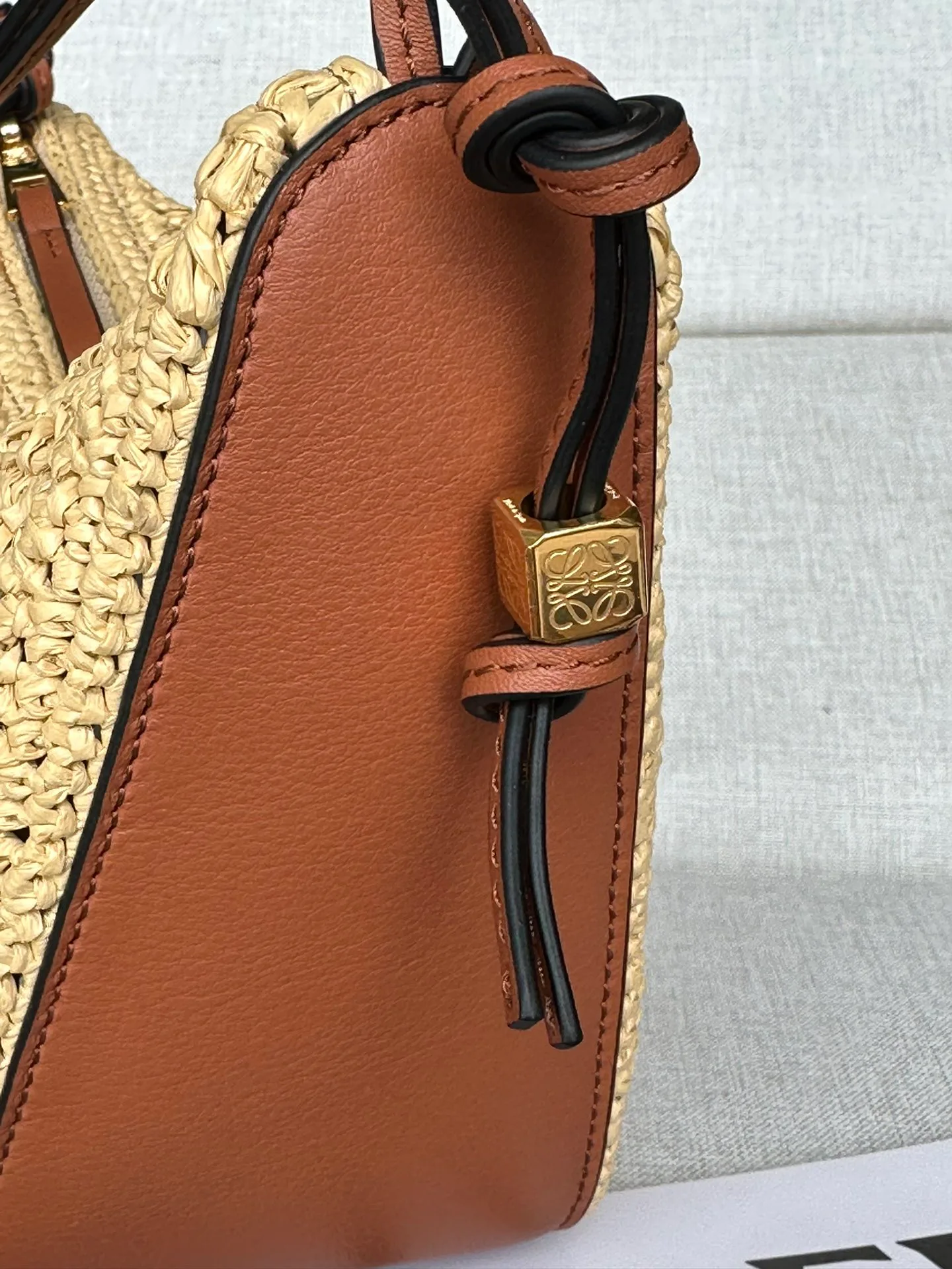 Классические Сумки Женские Loewe 13463708
