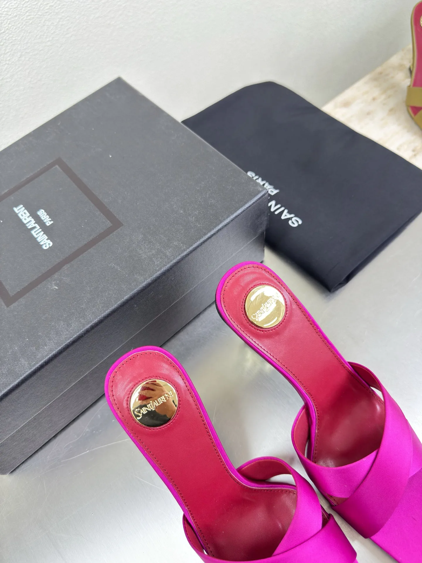 Босоножки Женские Saint Laurent 1693071