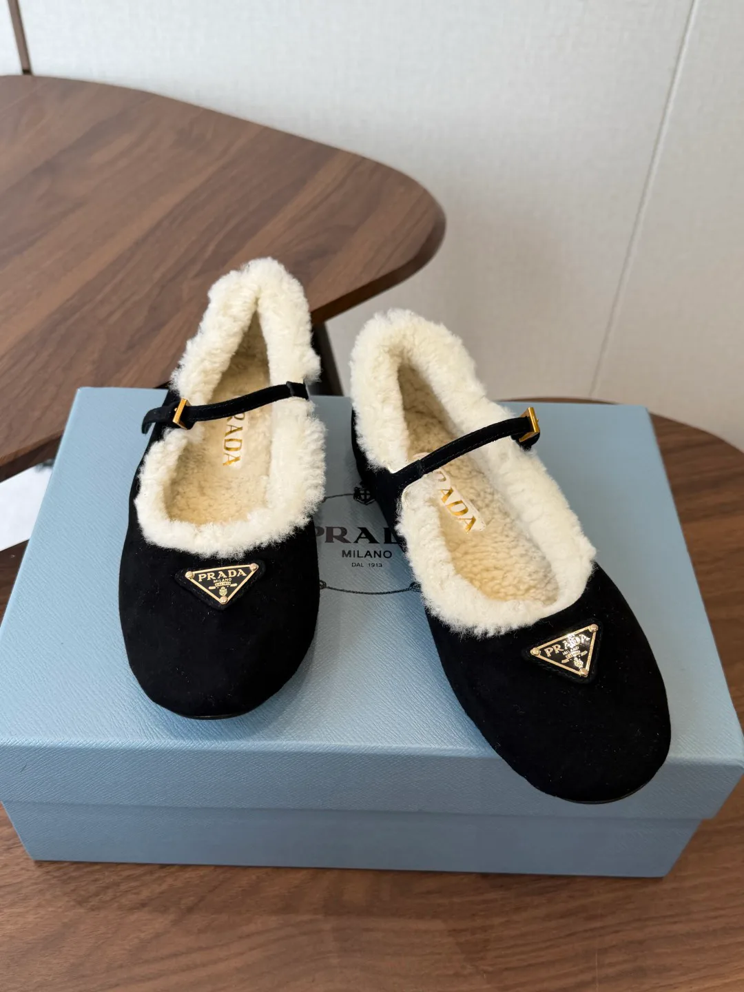 Туфли Женские Prada 18833595