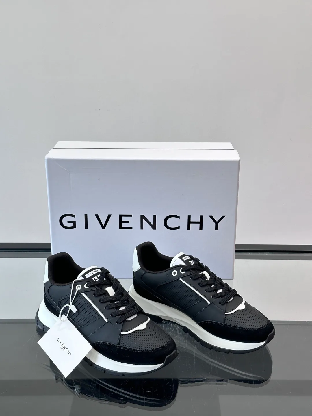 Кроссовки Мужские Givenchy 11790074
