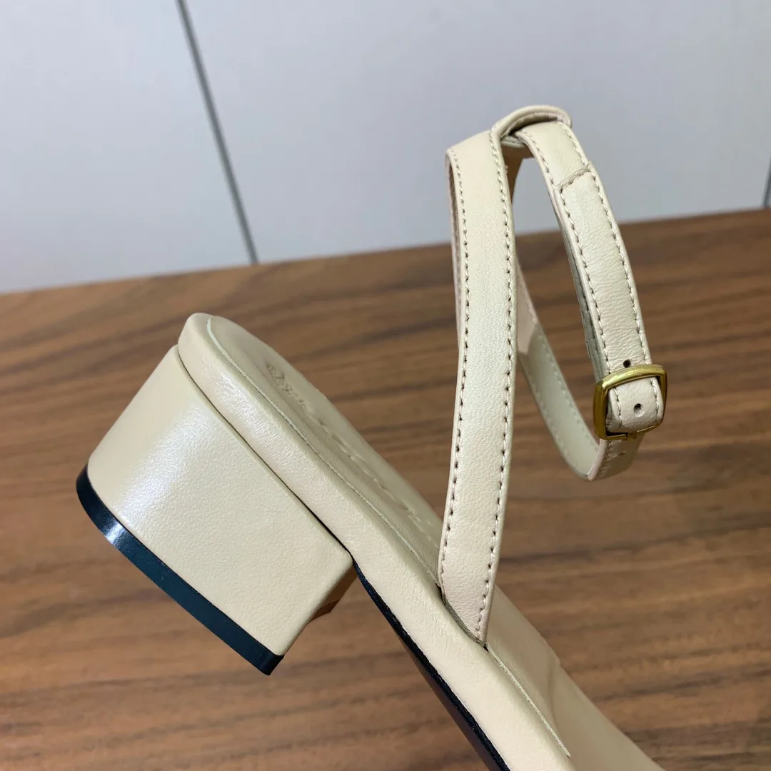 Босоножки Женские Loro Piana 17631642