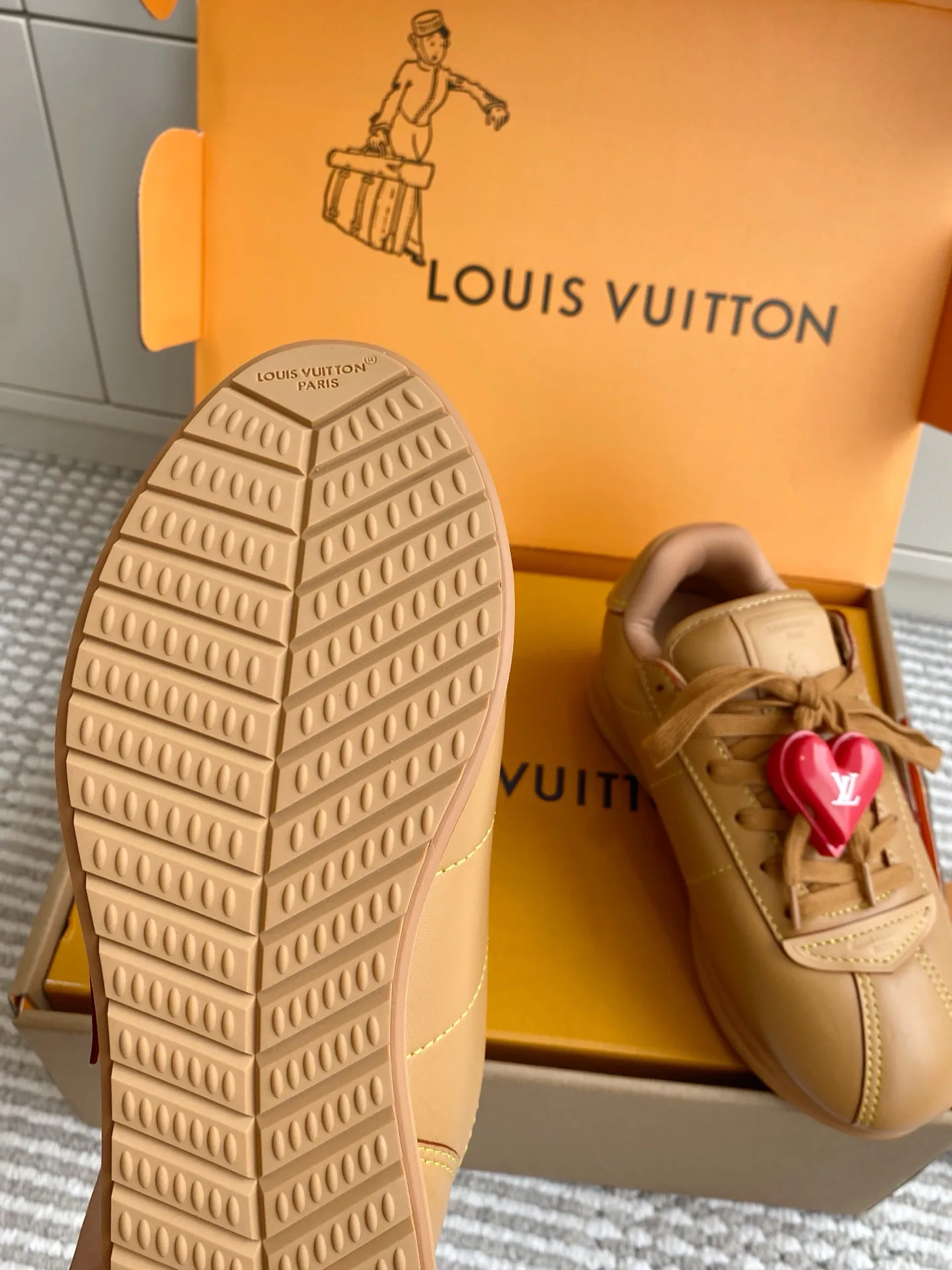 Кроссовки Женские Louis Vuitton 67101