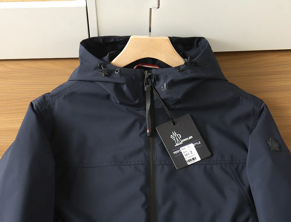 Куртки И Пуховики Мужские Moncler 4582284