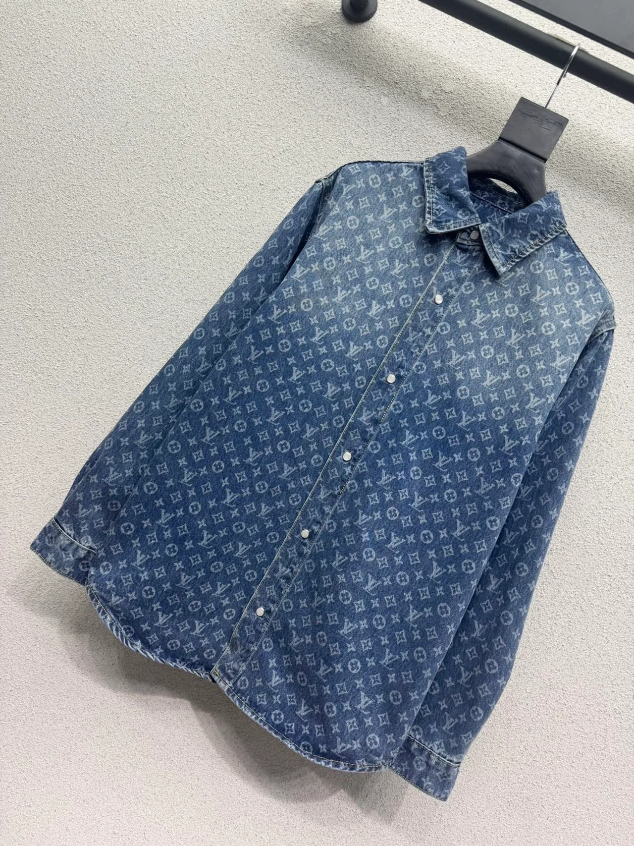 Рубашки Женские Louis Vuitton 19579733